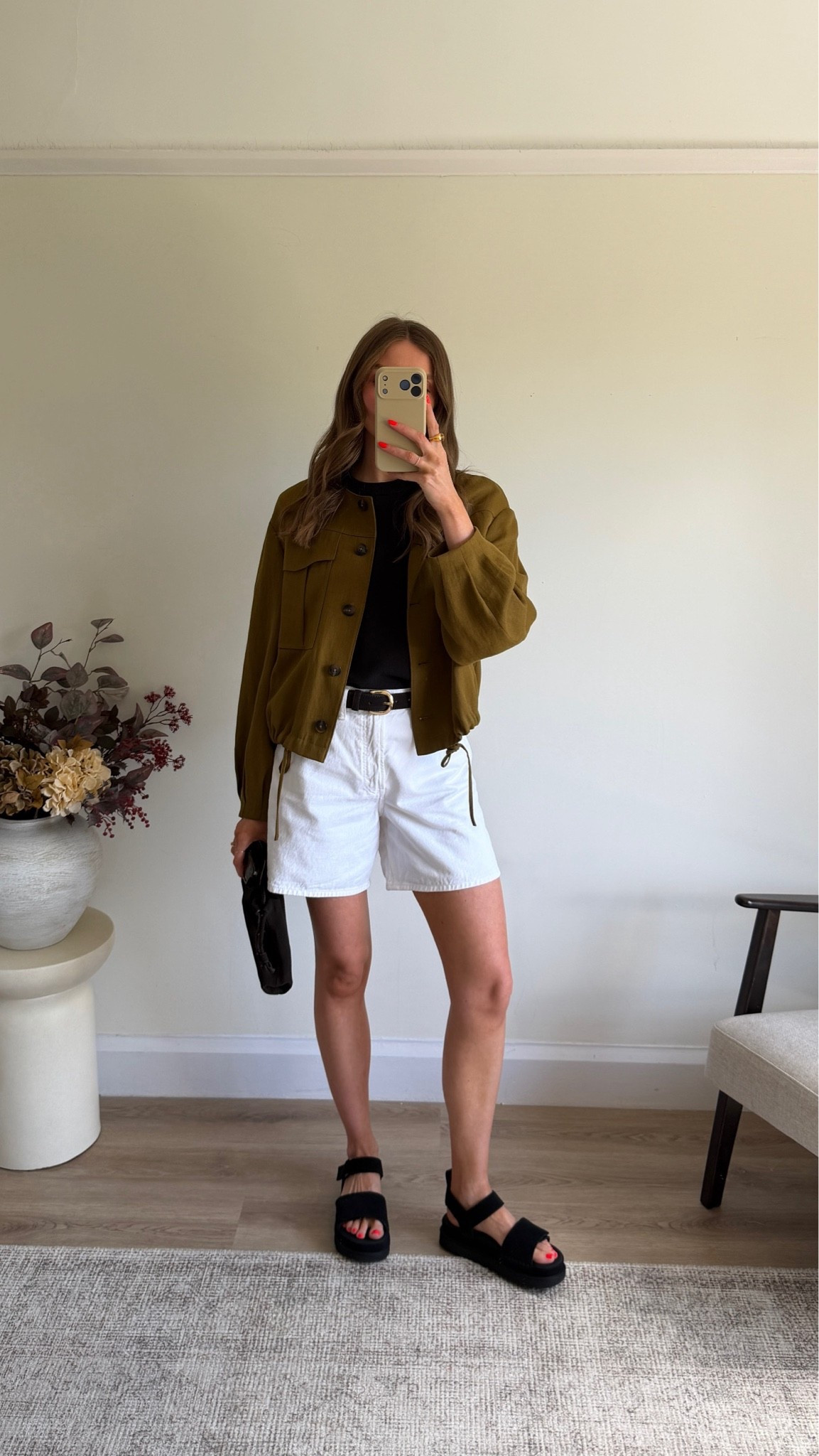 Size 10 in the M&S jacket
Older mint velvet black t-shirt so similar linked
26 in the Abercrombie white denim shorts
Ugg Goldenstar sandals