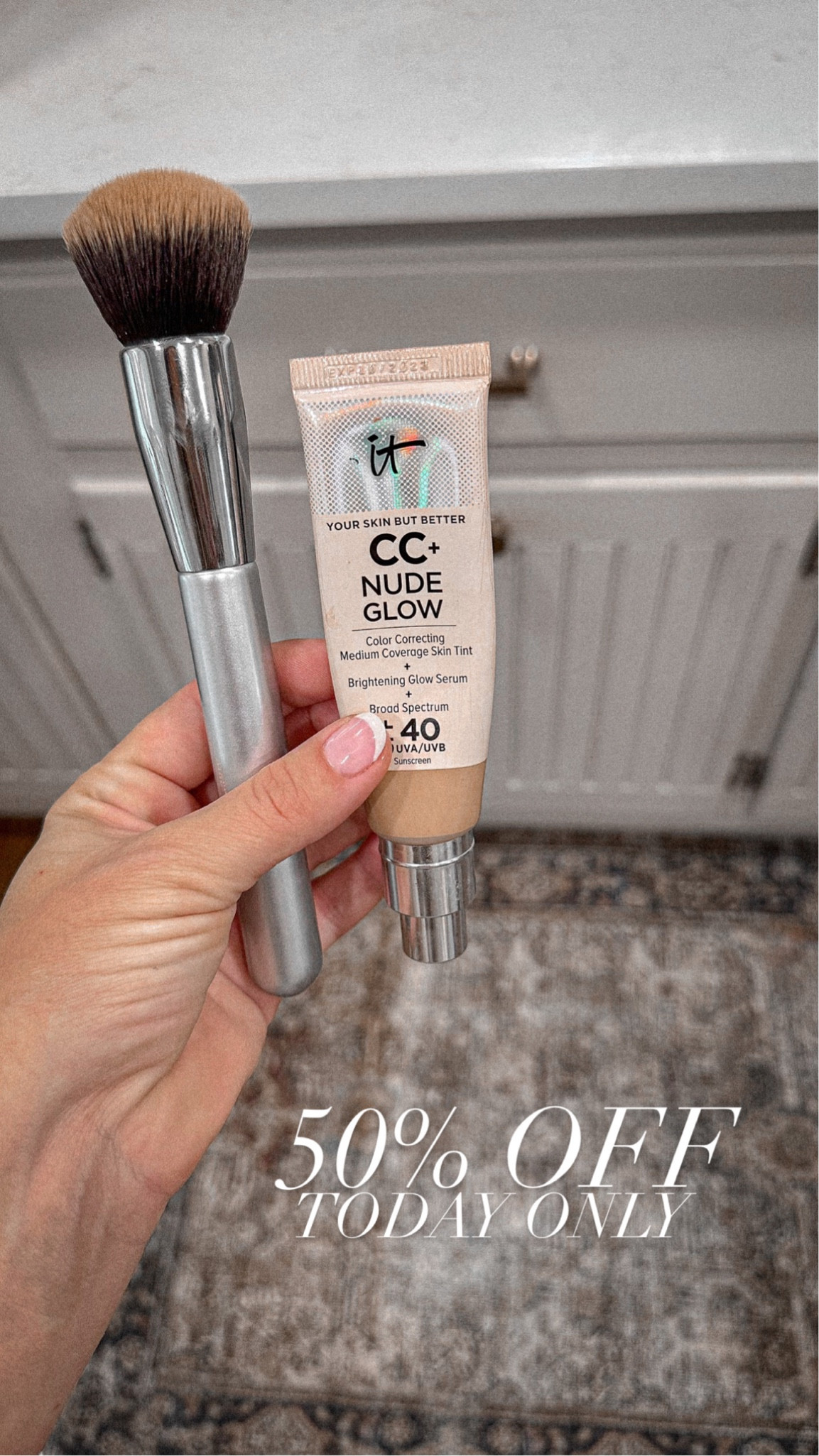 50% off today only!!

Foundation: “medium”
Brush set + cleaner 

#LTKSale #LTKsalealert #LTKbeauty