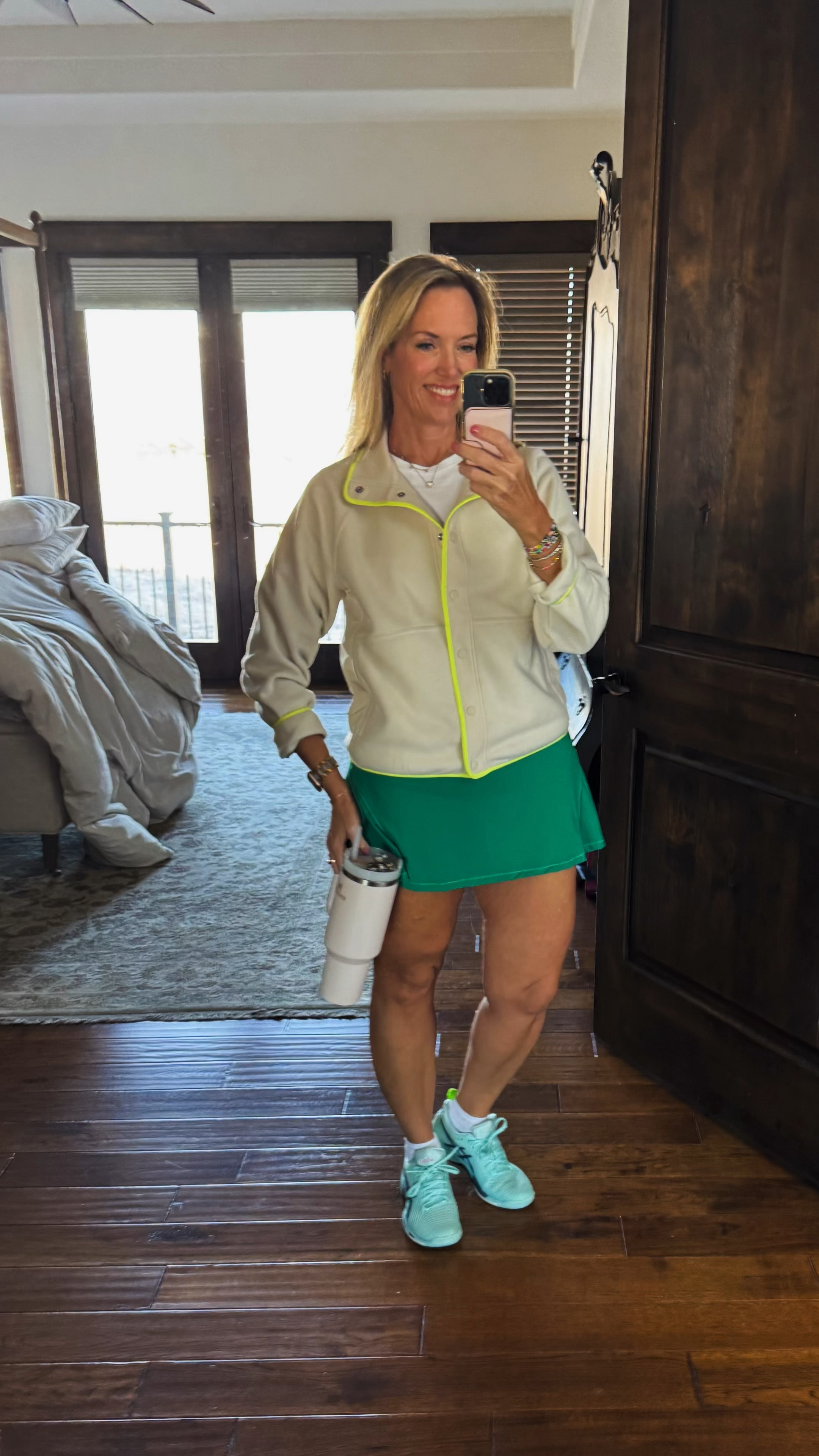 Starting off the week with time on the tennis court!


#LTKMidsize #LTKWatchNow #LTKActive