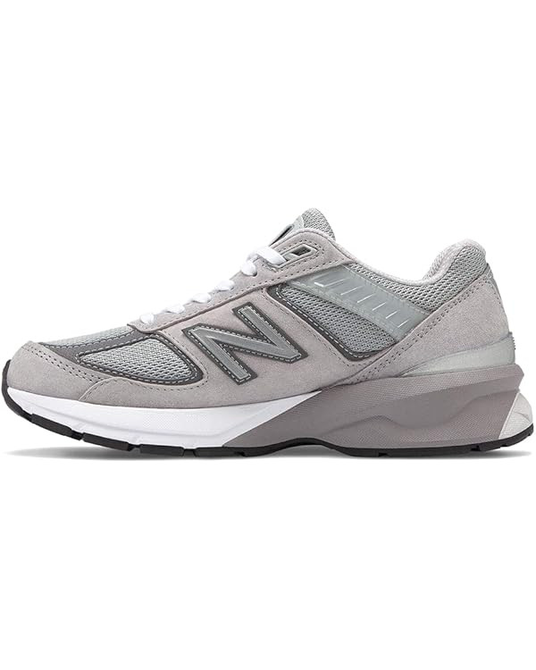 New Balance Women's Made in US 990 V5 Sneaker | Amazon (US)
