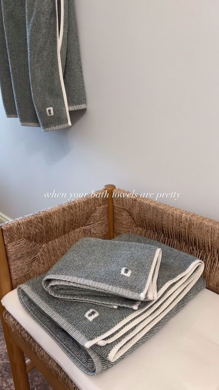Bamboo bath towels from Cariloha. Use code: LTK35
*Repels odors & allergens so they stay fresher longer.
*Supersoft luxe feel

#LTKHome #LTKOver40 #LTKSaleAlert