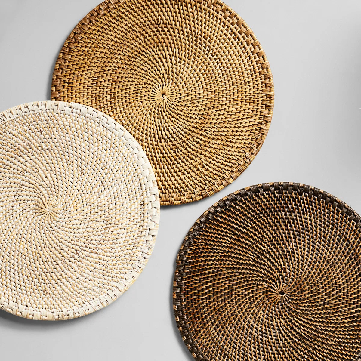 Zadia Jute/Rattan Charger Plate (Set of 4) | Wayfair North America