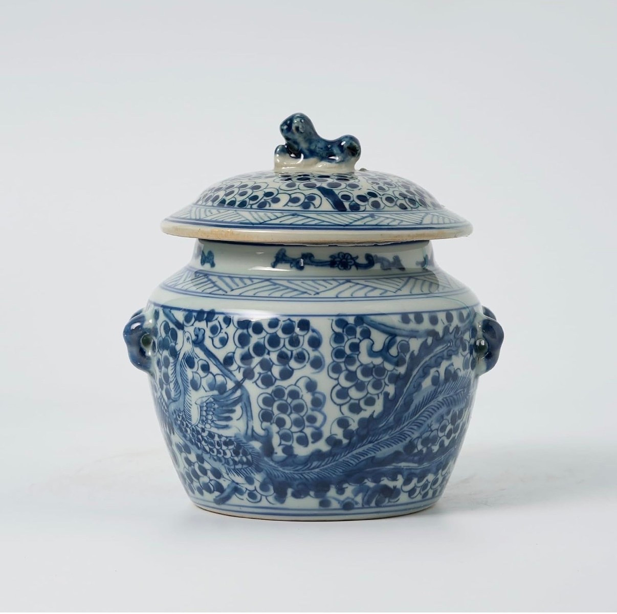 Amazon Ming jar on sale with coupon price deal! 💙 chinoiserie #amazon #amazonhome ginger jar

#LTKHome #LTKSaleAlert