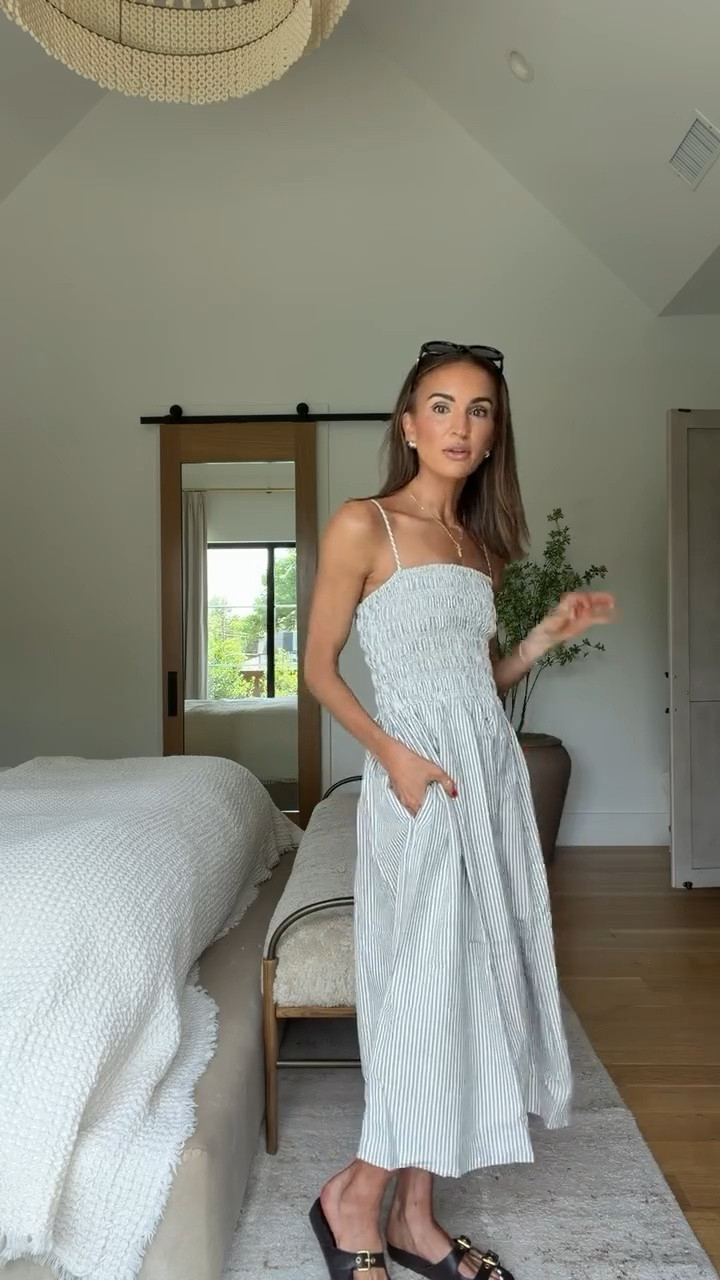 The midi dress you’ll want to wear ALL the time! 😍 so easy to just throw on and go. Looks cute with a denim jacket or cardigan over your shoulder, plus it comes in several colors! 🙌🏼 runs tts


Midi dress
Summer dress
Summer outfit idea

#LTKootd