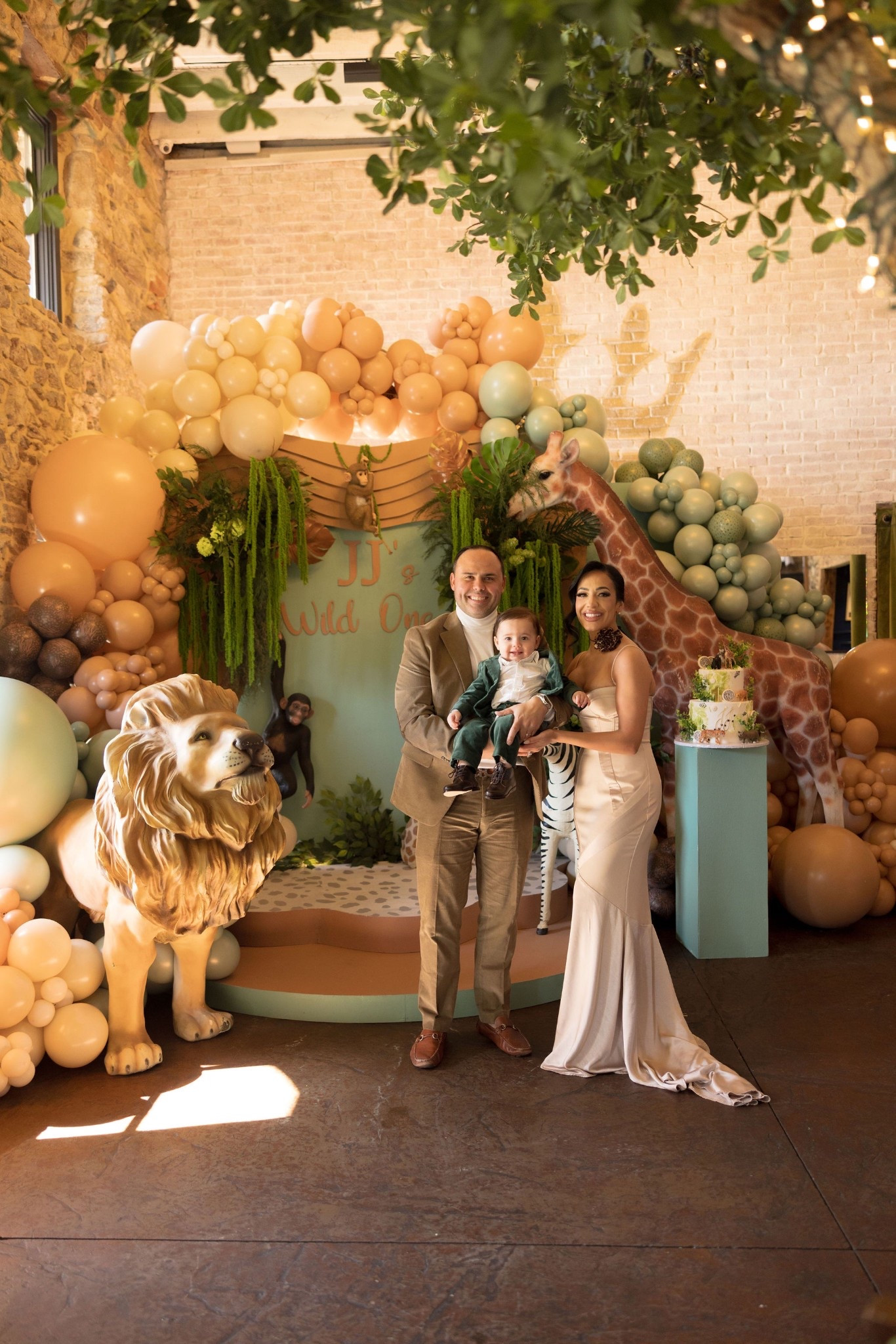 Linked our family fits 🦁🌿

#LTKKids #LTKParties #LTKFamily