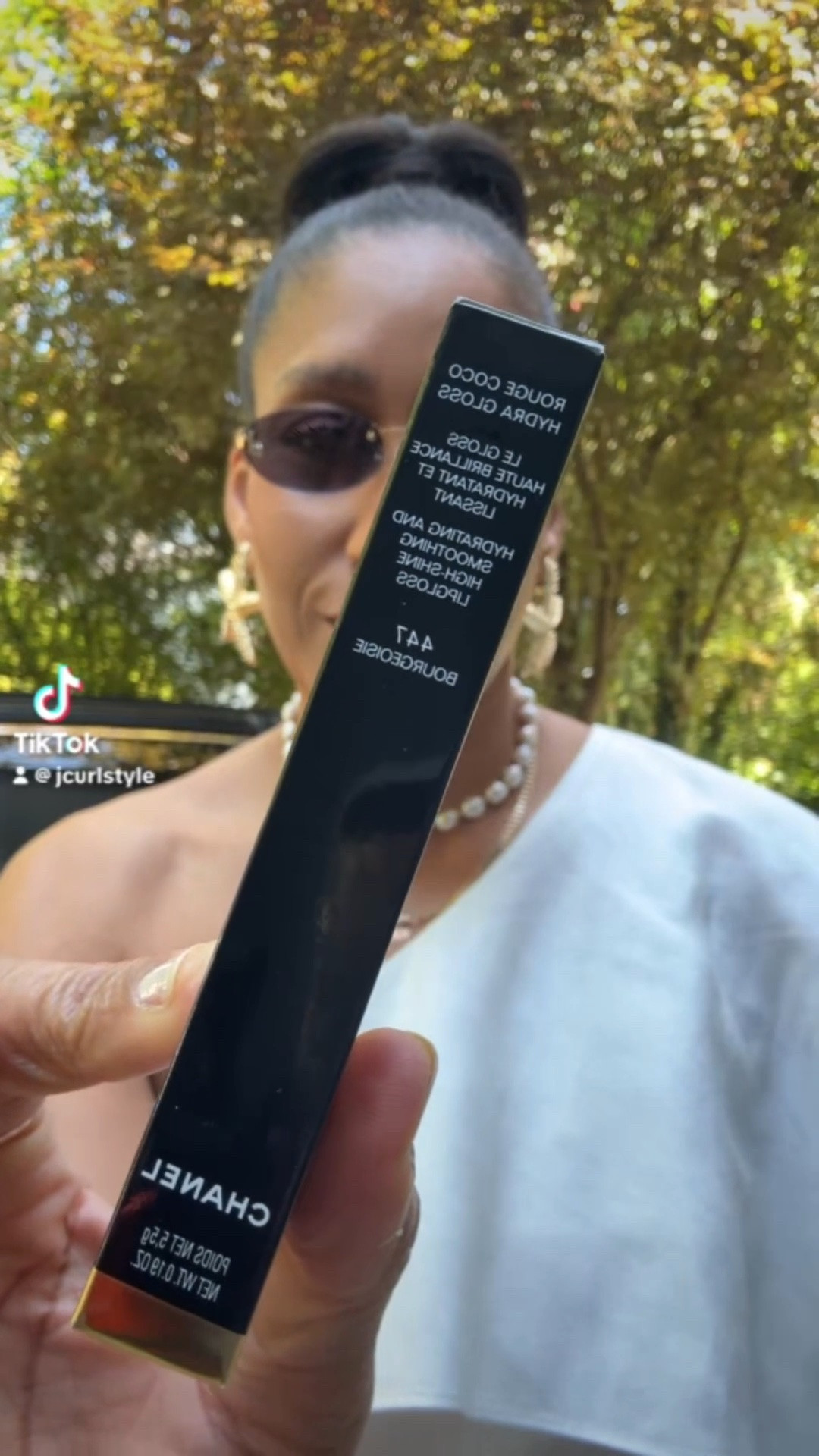 The perfect everyday luxury lip gloss for a polished, healthy looking shine 💄

Today I’m unboxing the @chanel.beauty Rouge Coco Gloss, I love how effortlessly glides onto the lips, leaving a glossy finish that feels comfortable and hydrating without being sticky, and the shade is a perfect match! 💋

Would you add this shade to your collection? 

Like, share, save and follow for more daily fashion and beauty tips 👌🏽

Luxury makeup, beauty over 40, summer makeup, summer lipstick,

#LTKBeauty #LTKOver40 #LTKselfcare