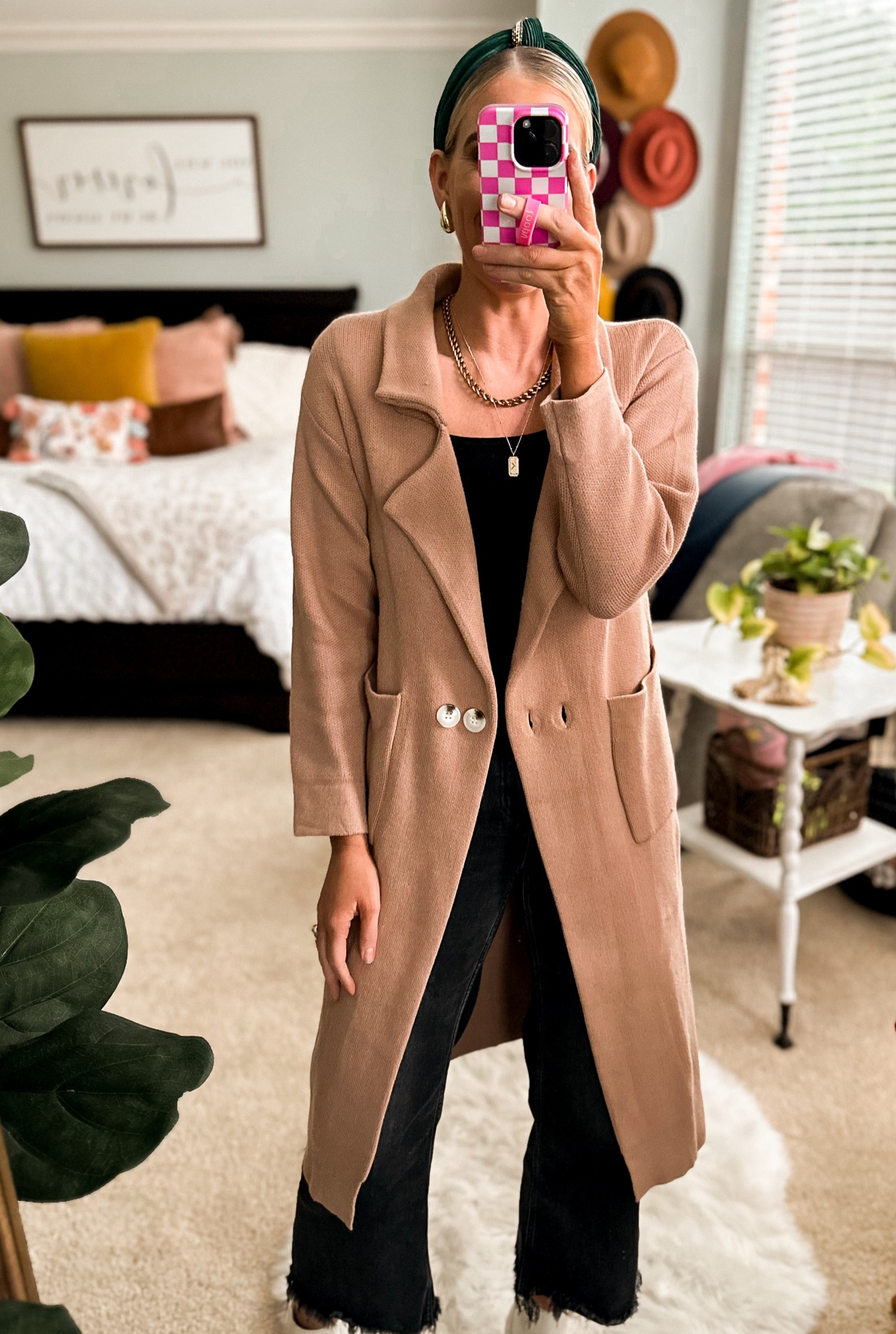 Duster cardigan 
Super cozy and buttery soft
Runs short in the arms, so unless you’re petite or have shorter arms, I suggest sizing up one from your true size 👏🏻

#LTKstyletip #LTKsalealert #LTKfindsunder50