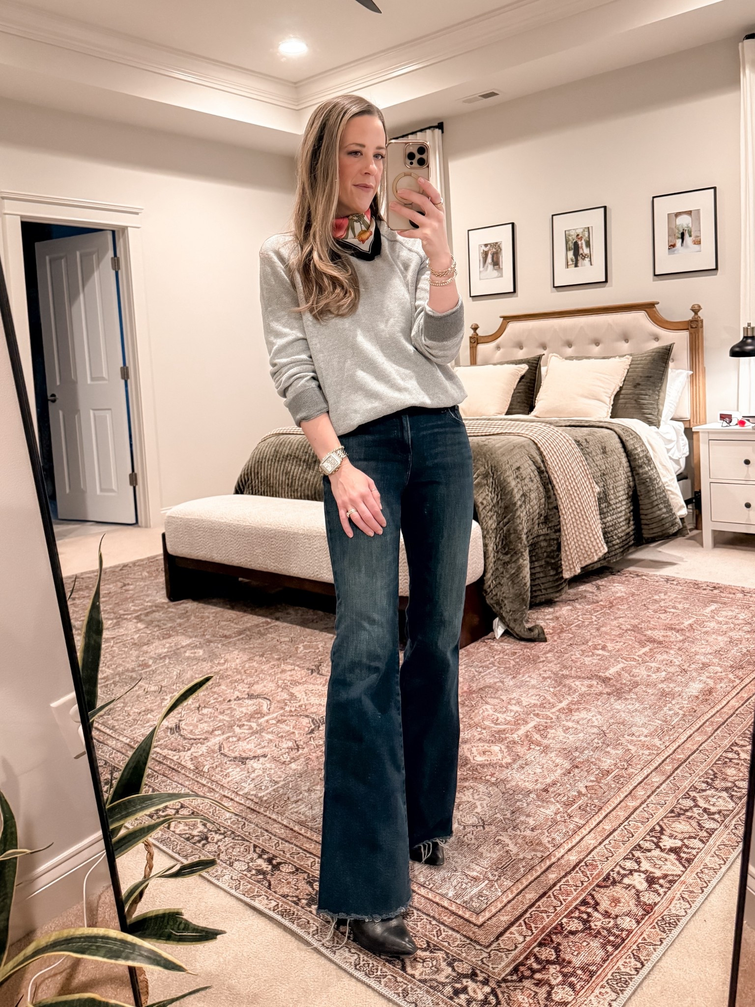This is your reminder to check your husband’s closet for cute finds 👀
This Men’s Wearhouse sweater (that my husband shrunk) gets so many compliments every time I wear it.
Flare jeans are a short girl’s best friend — so elongating, flattering, and insanely comfortable. These Express ones have a ton of stretch (I’m wearing a S/M).

Linked everything  I could (and a few similar finds) for you here 🤍

#LTKStyle #LTKWinterFashion #FlareJeansOutfit #PetiteStyle #EverydayClassicStyle


#LTKootd #LTKFindsUnder50 #LTKWorkwear