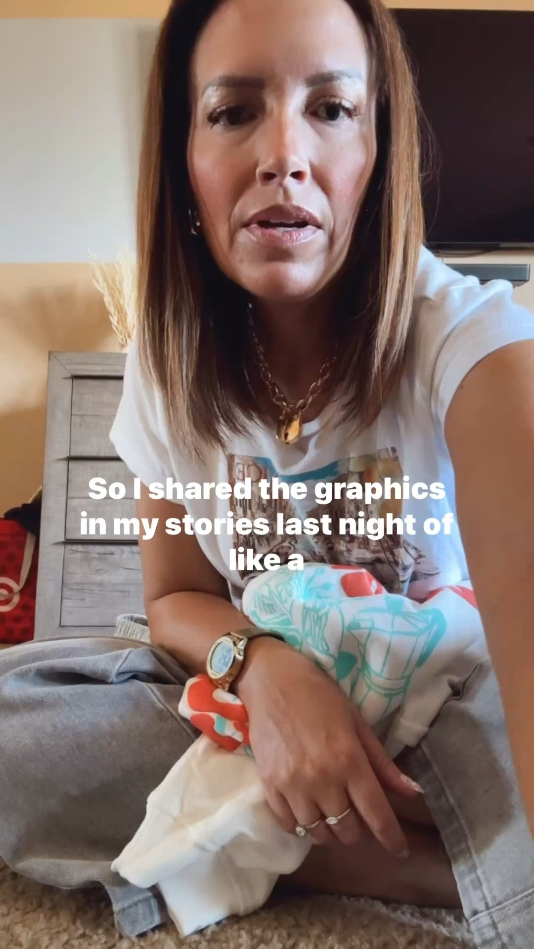 The cutest graphic sweatshirt that is so perfect for Mother’s Day and beyond! I sized up to a large for a cozy fit!￼


#LTKOver40 #LTKselfcare #LTKmomlife