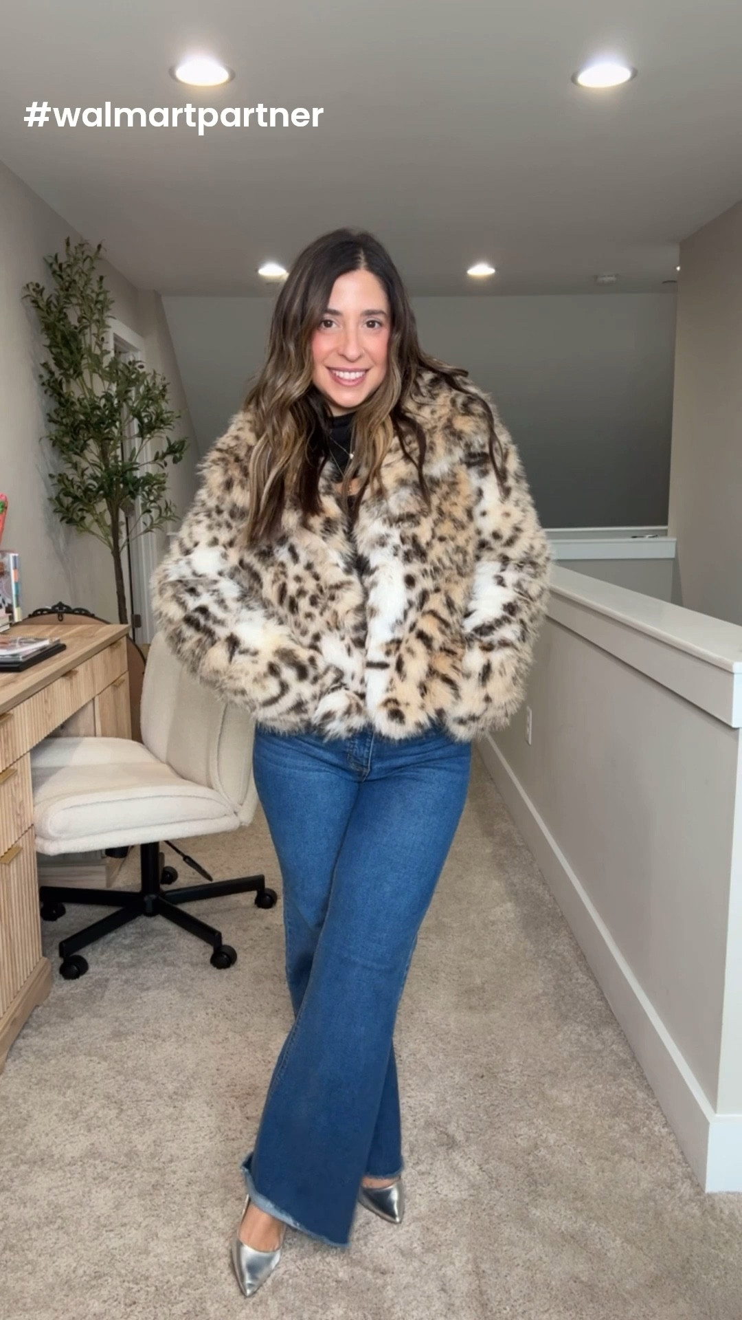 The most cozy cheetah print faux fur coat from @walmartstyle 
#walmartstyle
#walmartpartner

#LTKHoliday #LTKPetite #LTKFindsUnder100