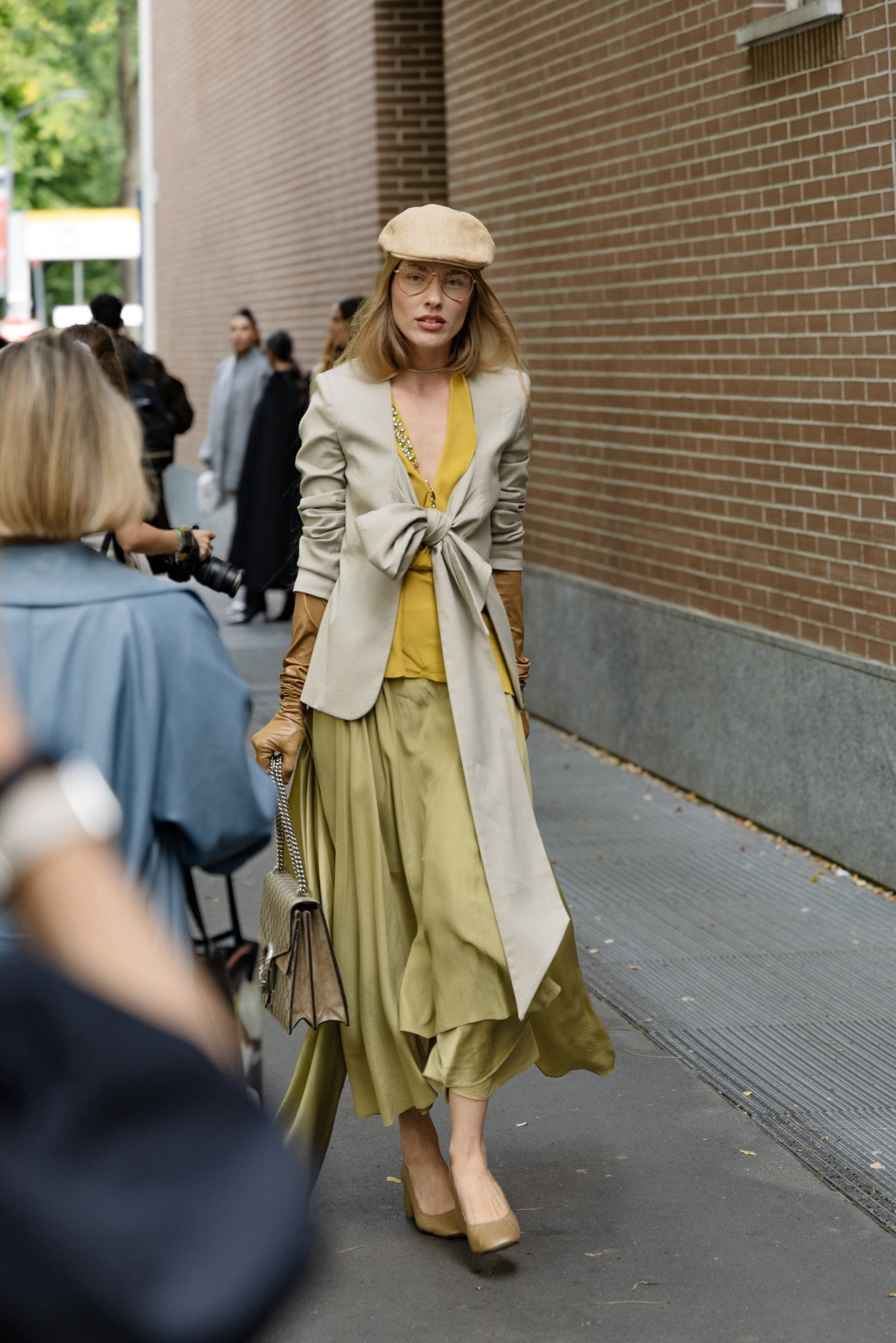 Street Style because it’s Fashion Month and ai can’t stop transforming streets into catwalks 🤭

Flowing skirts are here to stay in trend!

#LTKFashionMonth #LTKuk #LTKautumn