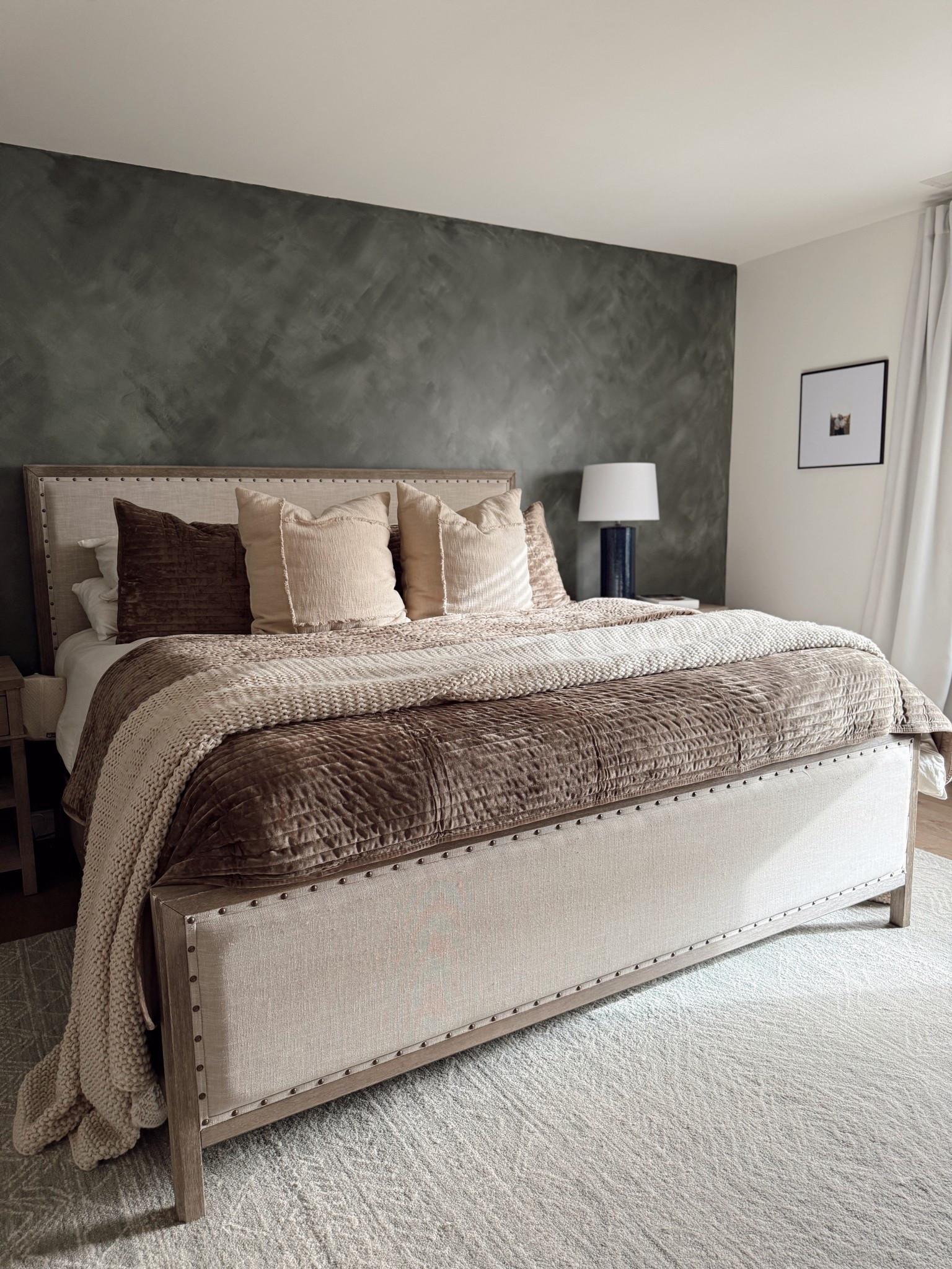 Loving our new bedding - just waiting on pillows 


Bedding, primary bedroom, room decor, cozy bedroom, duvet, quilt, decorative pillows, pillow covers, knit blanket, pottery barn, Amazon, target, boutique rugs, area rug 

#LTKFindsUnder100 #LTKHome #LTKSaleAlert