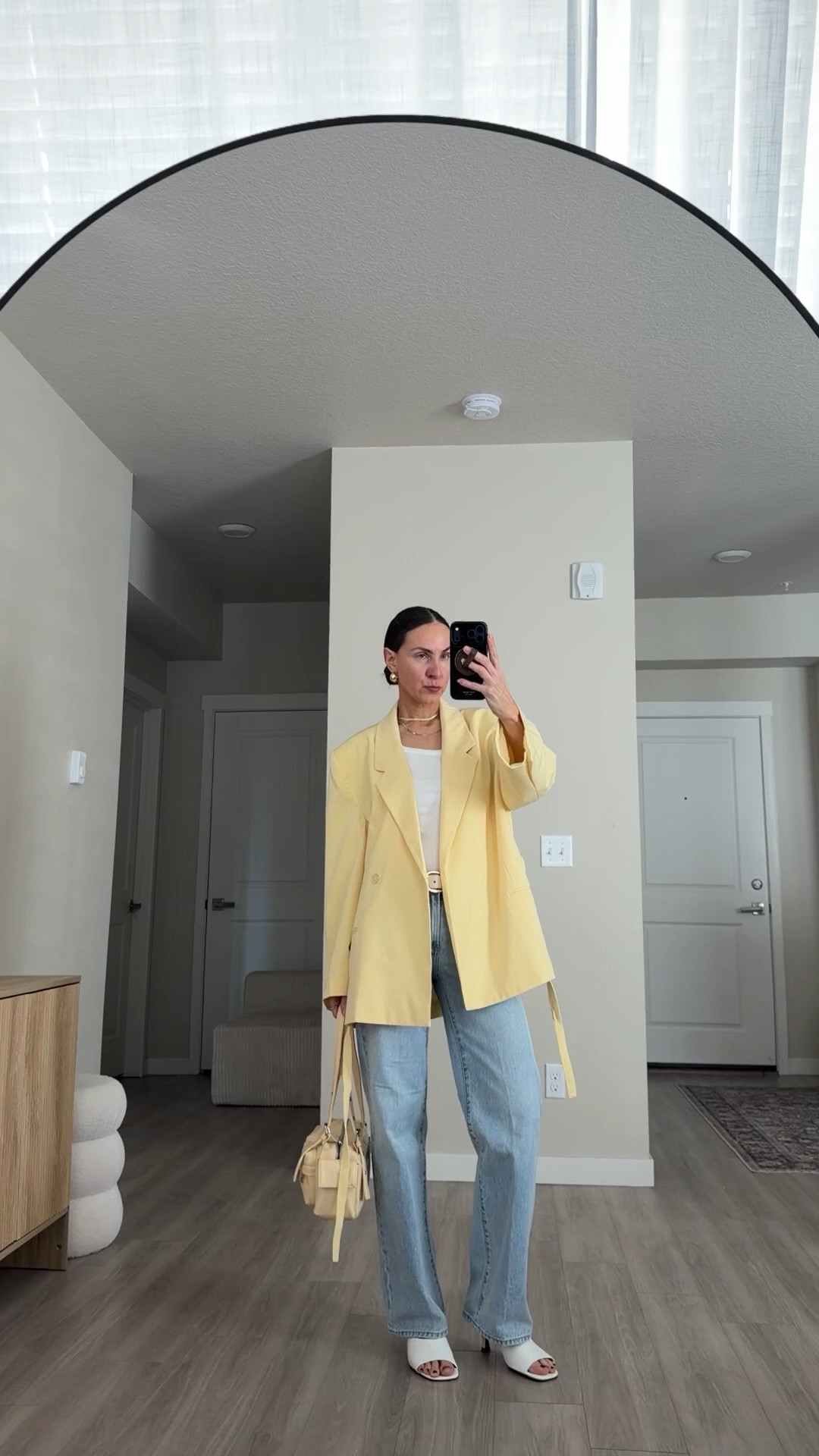 Blazer : asos wearing size small (it’s very oversized) 
Aritzia jeans.  I’m 5’7’m wearing regular size 25 
Tank top (size small ) Shoes and bag Amazon 

#yellowblazer 