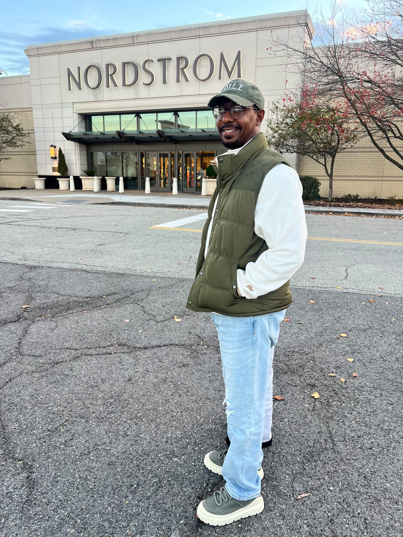 Something about seeing my husband in a pair of jeans I just love! Love how he layered his look. Time to take our babygirl shopping for her birthdayy

#LTKStyleTip #LTKMens #LTKTall