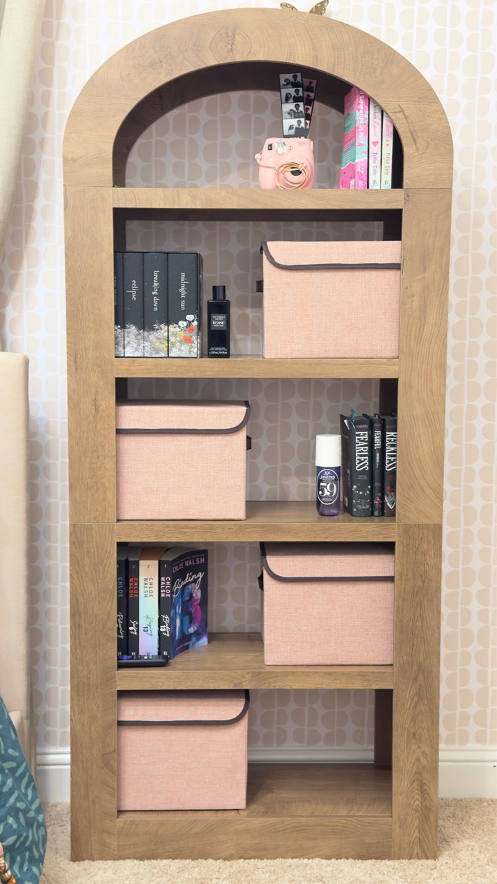 Found them….

The most perfect foldable storage bins for my daughter’s bookshelf. The size, quality, and color are superb. 

Comment “Storage” and I’ll send you a link to purchase. 

For more modern organic, home decor styling, with a hint of DIY follow me on IG @nakatmydoor 

Home Decor | Home Interior | Modern Organic Home | Home Styling | Interior Home Decor | Teen Bedroom | Bedroom Makeover

#teenbedroom #teenageroom #bookshelforganization #bookshelfstyling #bedroomupgrade girlsbedroominspo girlsbedroomideas girlmommy parentinghack storagebed storagebeds bedroomrenovation bedroomkids diyhomeprojects bedroompaint bedroommakeover