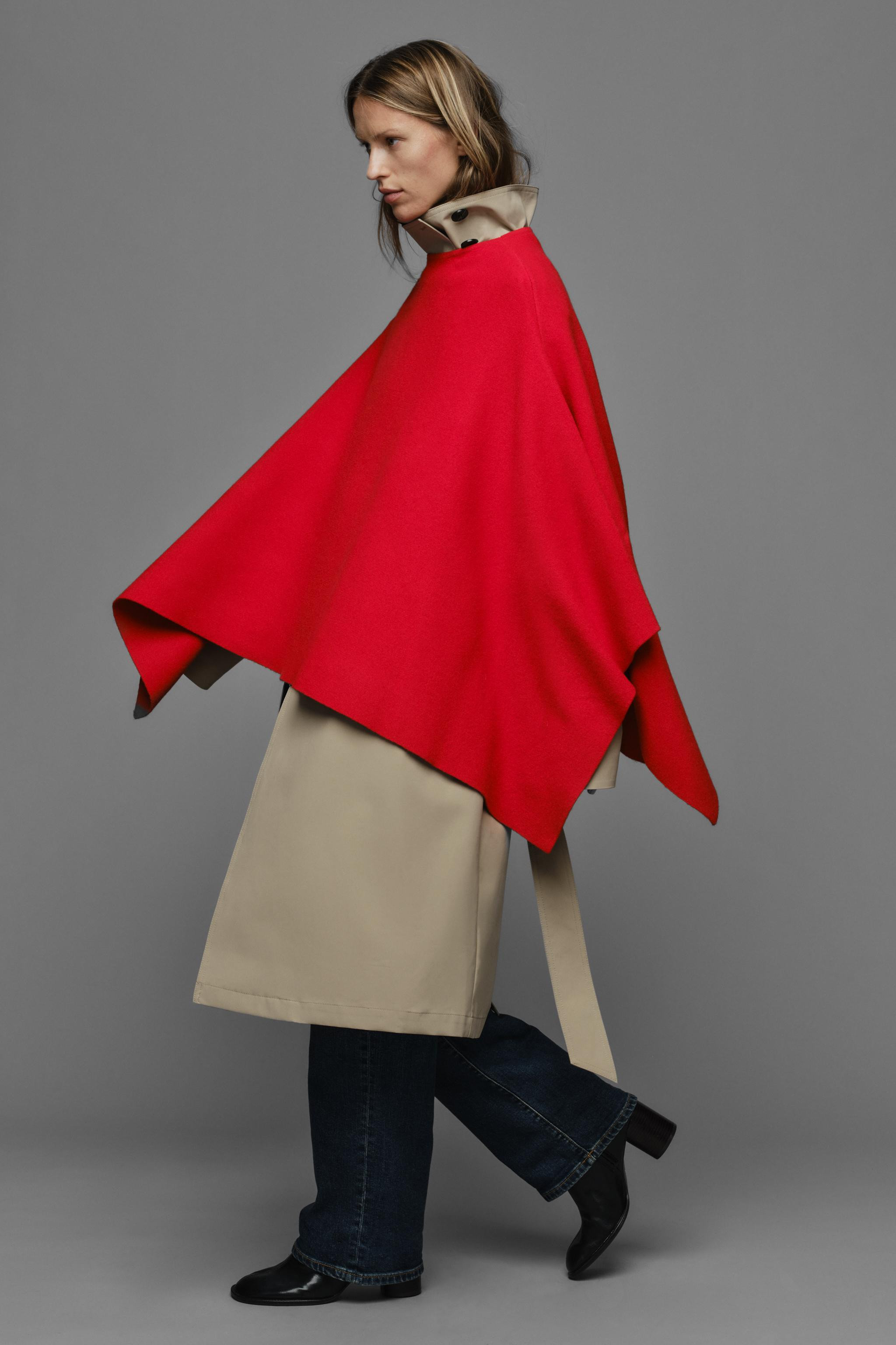 PLAIN KNIT CAPE | Zara US