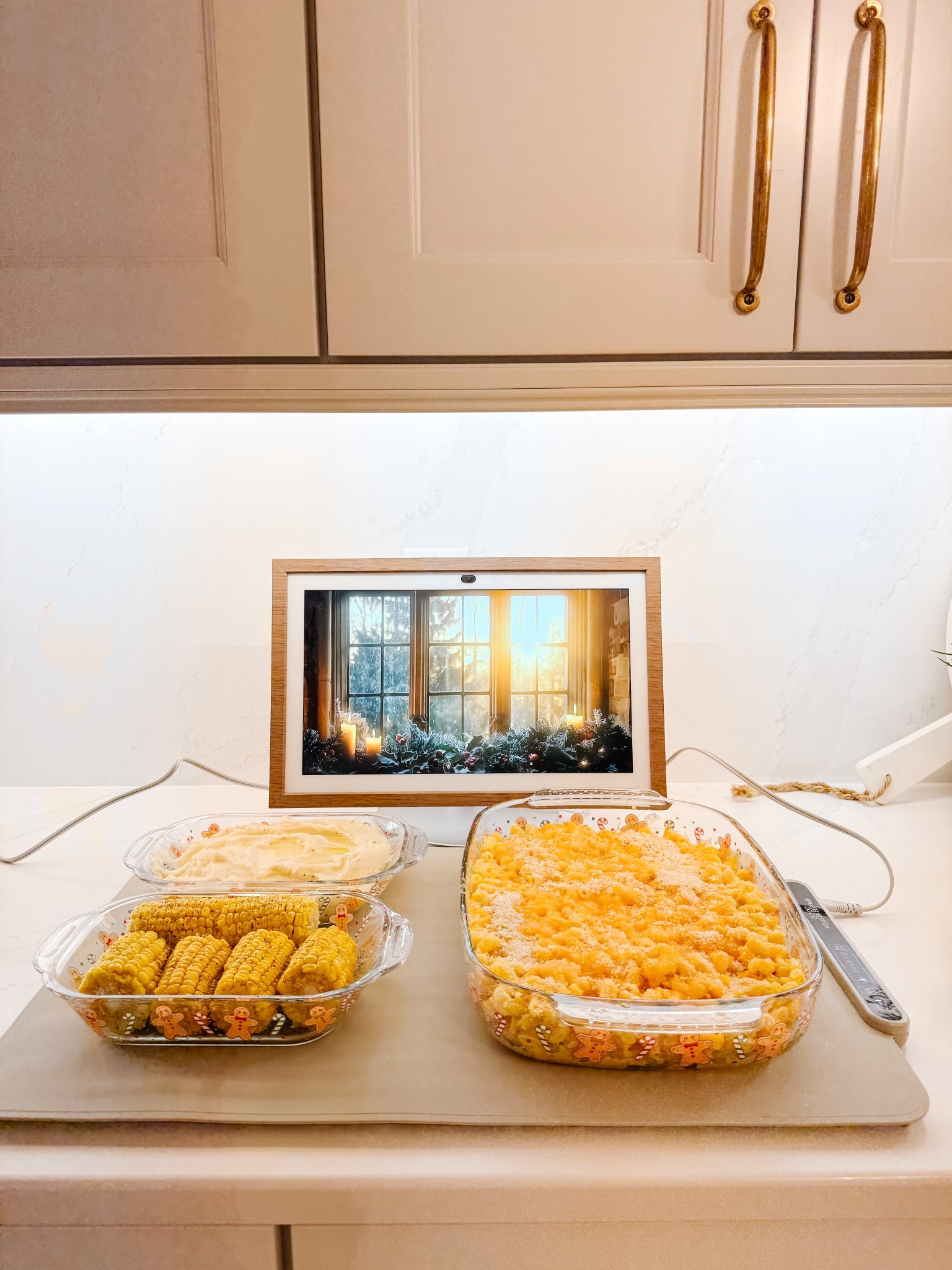 @qvc @goodhousekeeping #ad #loveQVC 
Good Housekeeping Portable Food Warming Tray & Storage Bag on TSV 
10/1-10/31 code Welcome10- $10 off $25+ purchase

#LTKHoliday #LTKHome #LTKSaleAlert