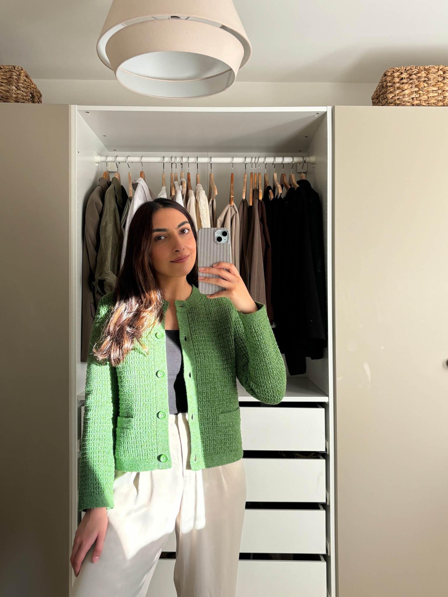 Uniqlo, asos, h&m, satin trousers, pull on trousers, loose, wide leg, satin, neutral, short jacket, cardigan, green, structures, knit, autumn office wear, autumn outfit, transitional outfit, casual outfit 

#LTKeurope #LTKfindsunder50 #LTKSeasonal