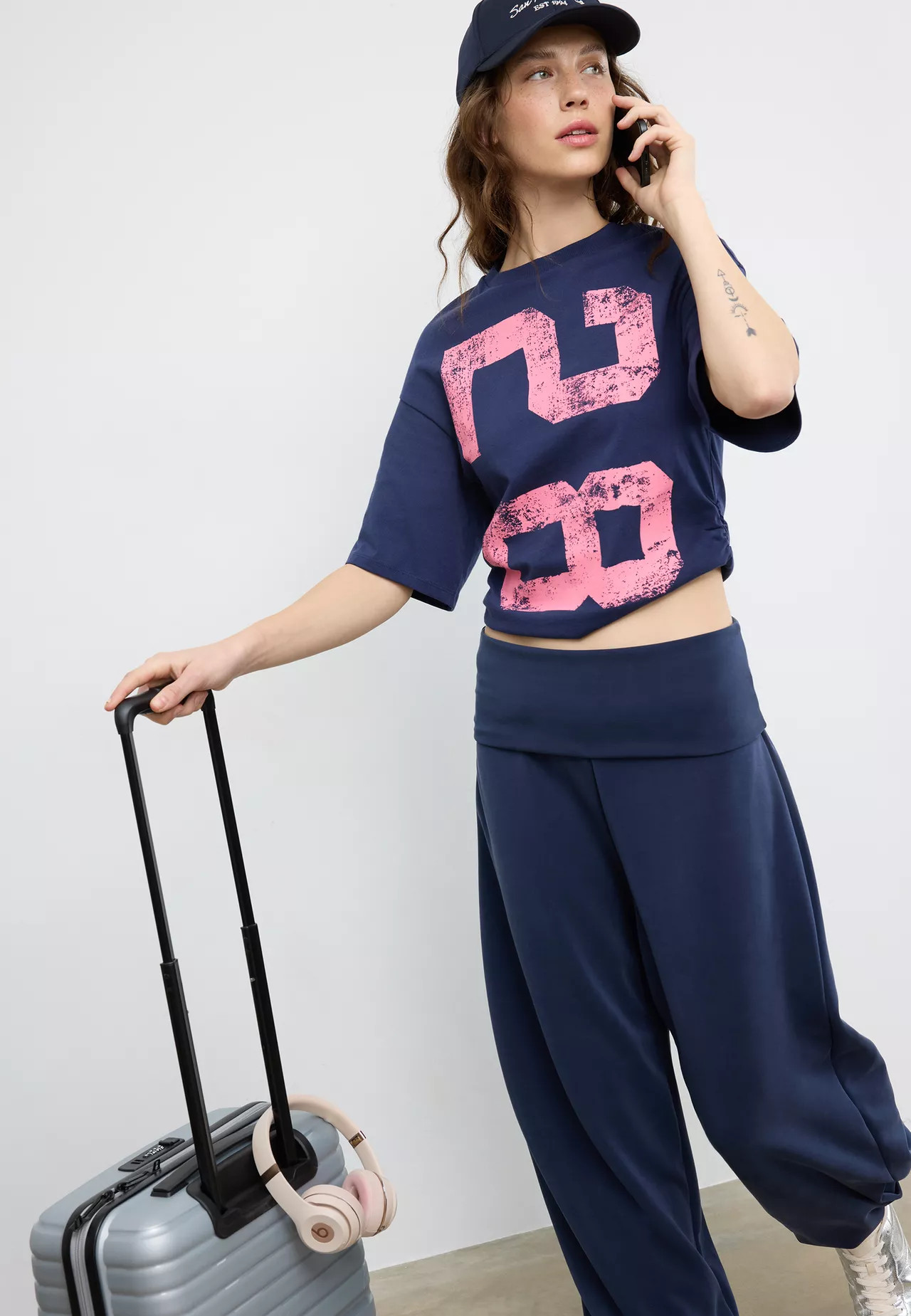 Crop T-shirt met ruches - T-shirts voor dames | Stradivarius Netherlands | Stradivarius (NL)
