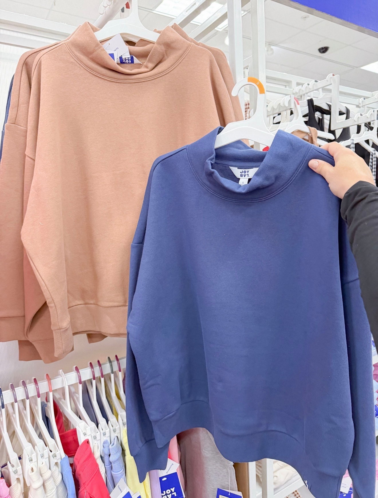 Mock neck sweatshirt from Joy Lab at Target! Comes in 3 different colors! 

#LTKActive #LTKgrwm #LTKootd