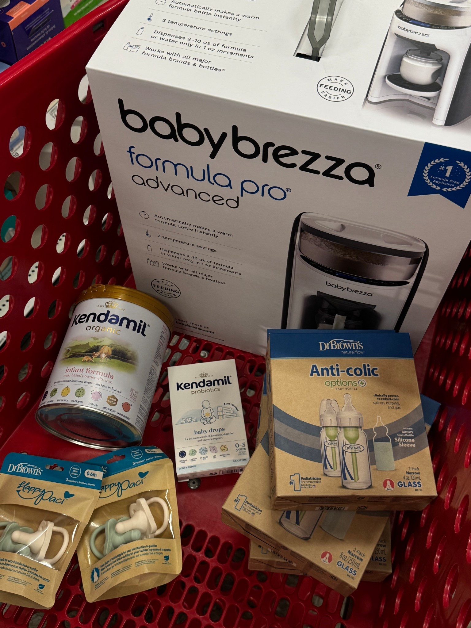 Officially in nesting mode over here so that means many @target trips!!! Grabbing all of the feeding essentials so we’re prepared — lots of these you guys recommended too 🤍 

#ad #BabyBrezza #MyDrBrownsBaby #MyDrBrownsBaby #KendamilPartner @babybrezza @drbrowns @kendamil.usa
