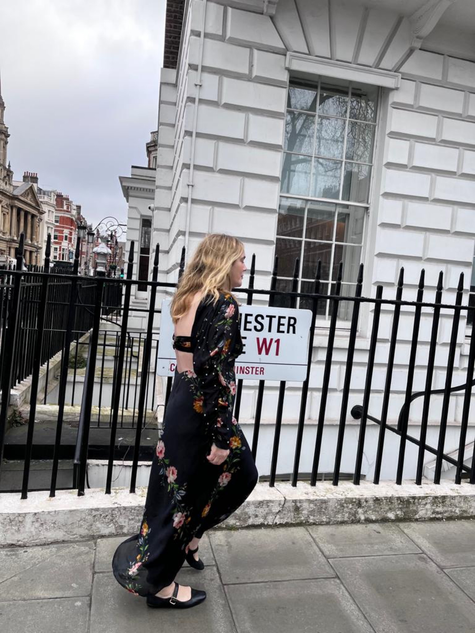 From the back...

Warehouse 

#LTKstyletip #LTKfit #LTKSeasonal