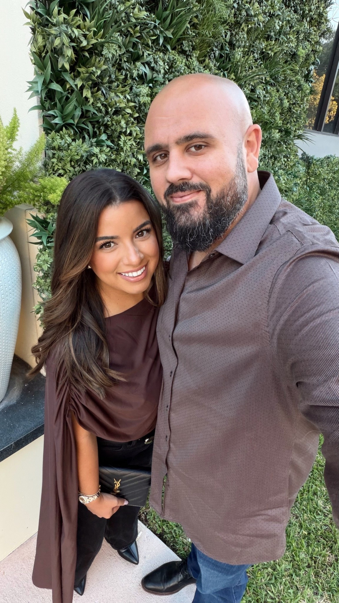 Date Night OOTN 🤎🥂✨

#datenight #top #denim #revolve #abercrombie 

#LTKdayinmylife #LTKgrwm #LTKSeasonal