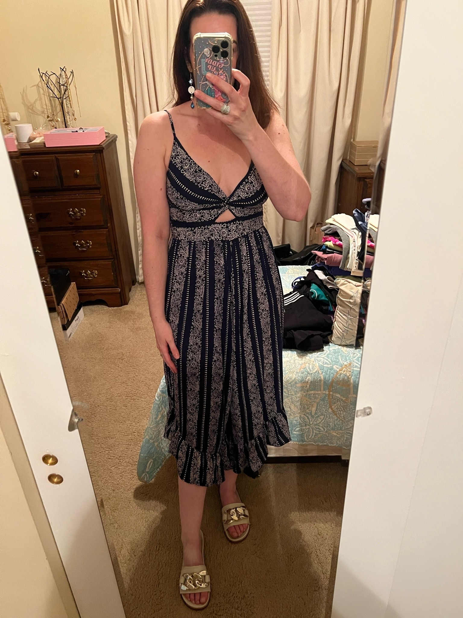 Floral keyhole jumpsuit (s). Gold chunky sandals (8.5). #jumpsuit #floraljumpsuit #keyholejumpsuit #sandals #goldsandals #chunkysandals #summeroutfits #summerjumpsuit 
summer outfits 
date night outfits

#LTKootd #LTKSeasonal