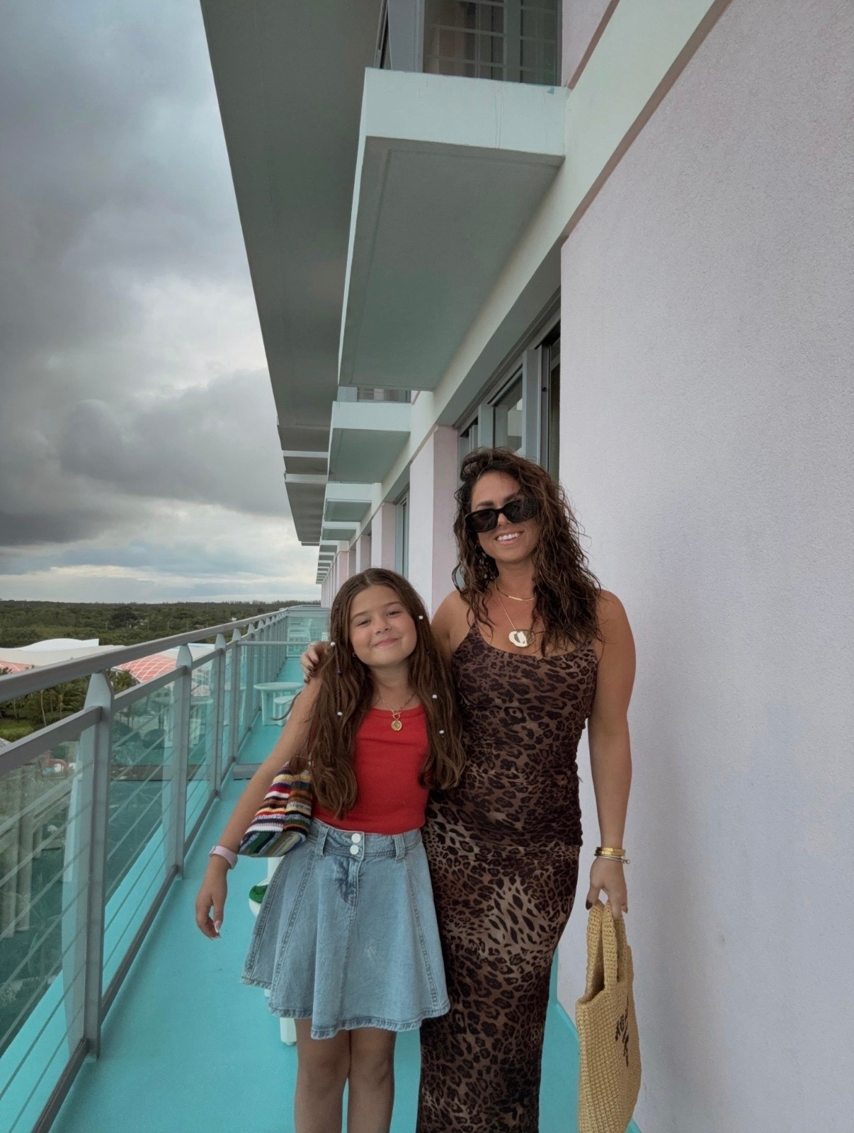Vacation dinner outfits ♥️🤎

#LTKmomlife #LTKgrwm #LTKootd