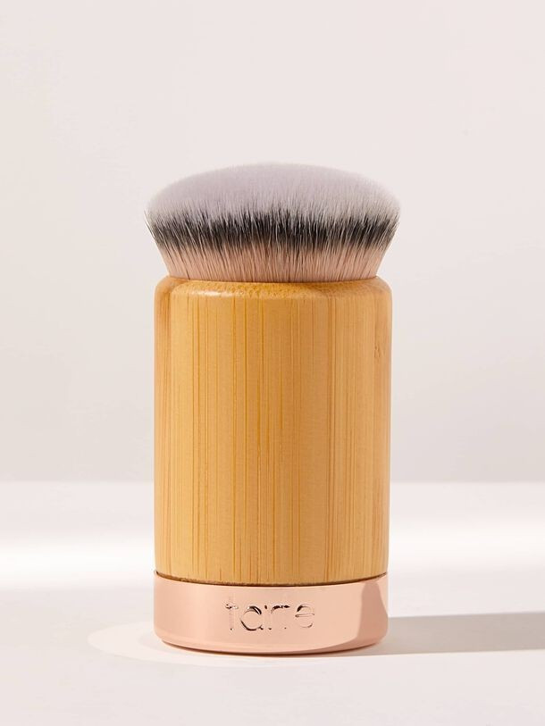 blur brush | tarte cosmetics (Global)