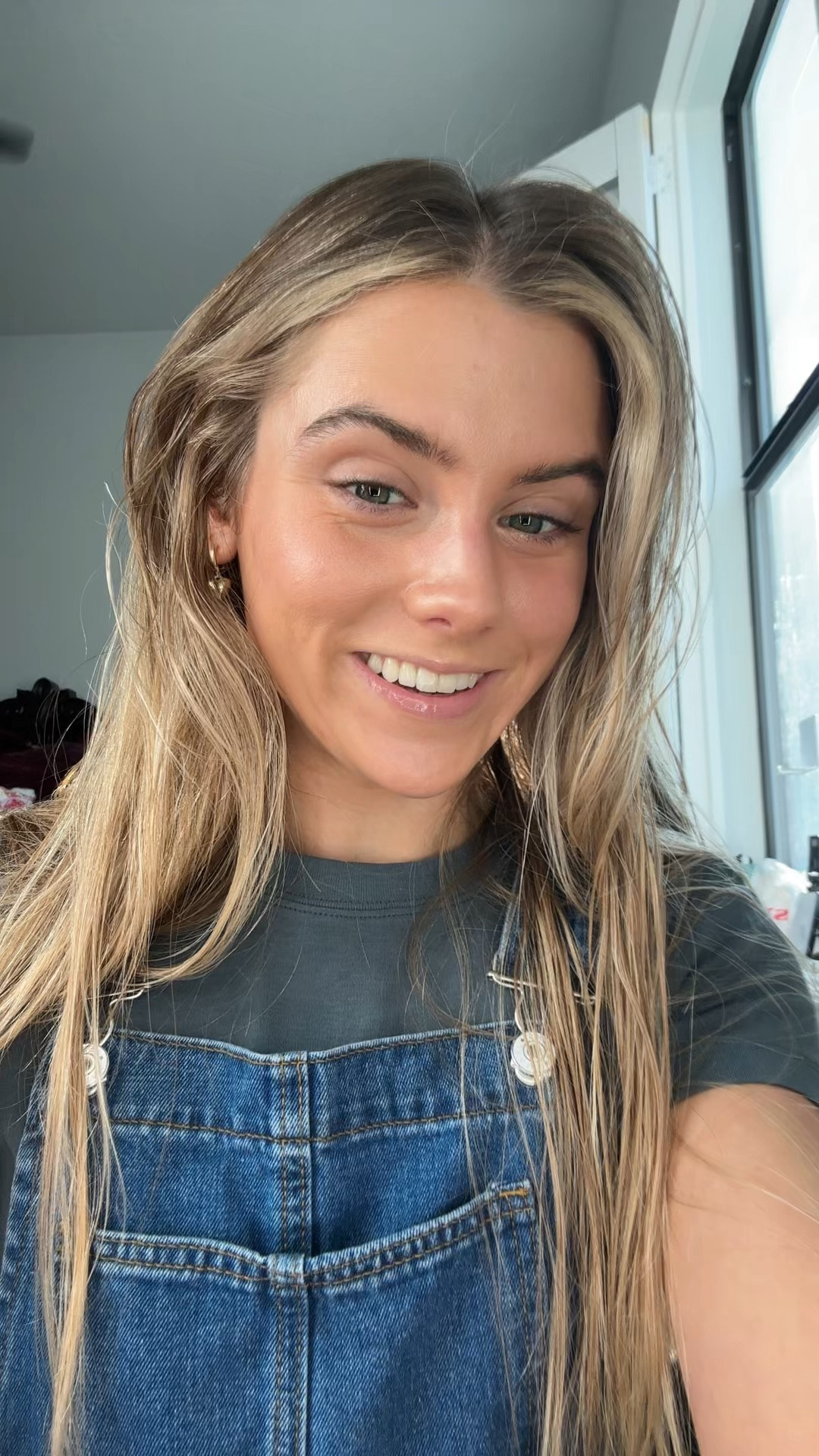 Benefit cosmetics benetint and high beam highlight is the jelly donut makeup hack. #jellydonut #jellydonutmakeup #jellydonuttrend #jellydonuthack #blushhack #minimalmakeup #minimalmakeuplook #makeuphack #nomakeupmakeup #benefitcosmetics #highbeamhighlighter #highbeam #benetint #benetintcheck #benetintliptint #benefitcosmeticsbenetint #lipandcheektint #lipandcheekstain #lipstain #cheekstain #blush #liquidblush #liquidblushhack #liquidhighlighter #liquidhighlighterhack jelly doughnut makeup trend, jelly donut hack, highlighter, blush, blush hack, highlighter hack, no makeup makeup, minimal makeup, SPF makeup, no makeup makeup look, cheek stain, lip and cheek stain, liquid blush, liquid highlighter.

#LTKHoliday #LTKWatchNow #LTKBeauty