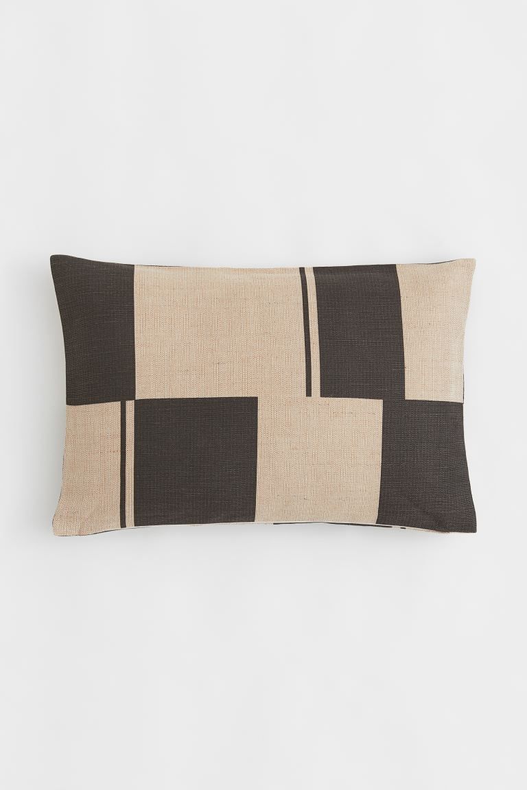 Cushion cover in a woven jute and cotton blend with a printed graphic design at front. Zipper at ... | H&M (US + CA)