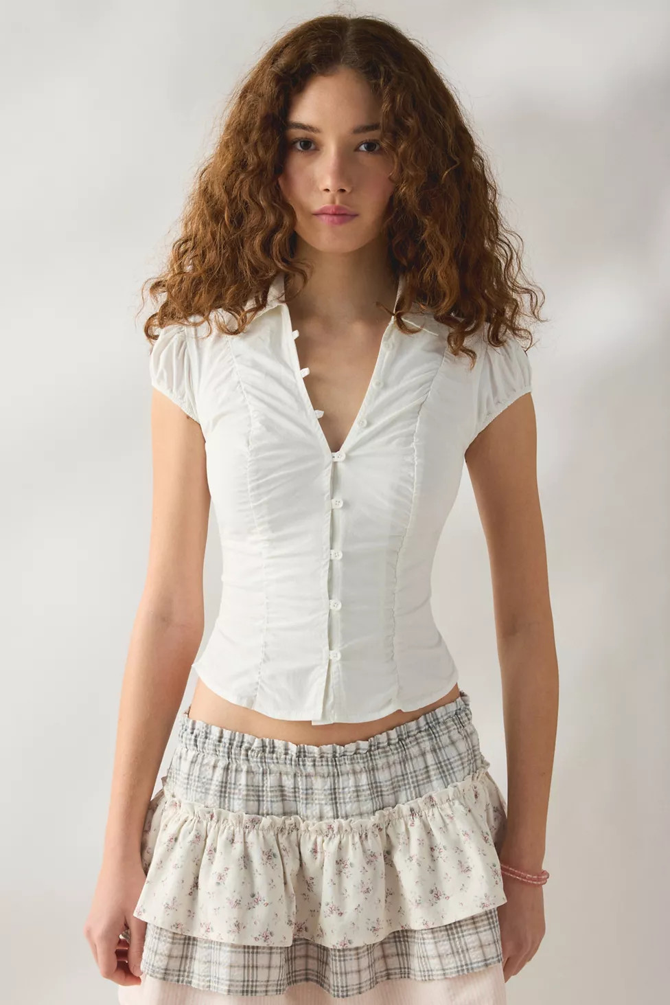 Kimchi Blue Luna Ruched Short Sleeve Button-Up Shirt | Urban Outfitters (US and RoW)