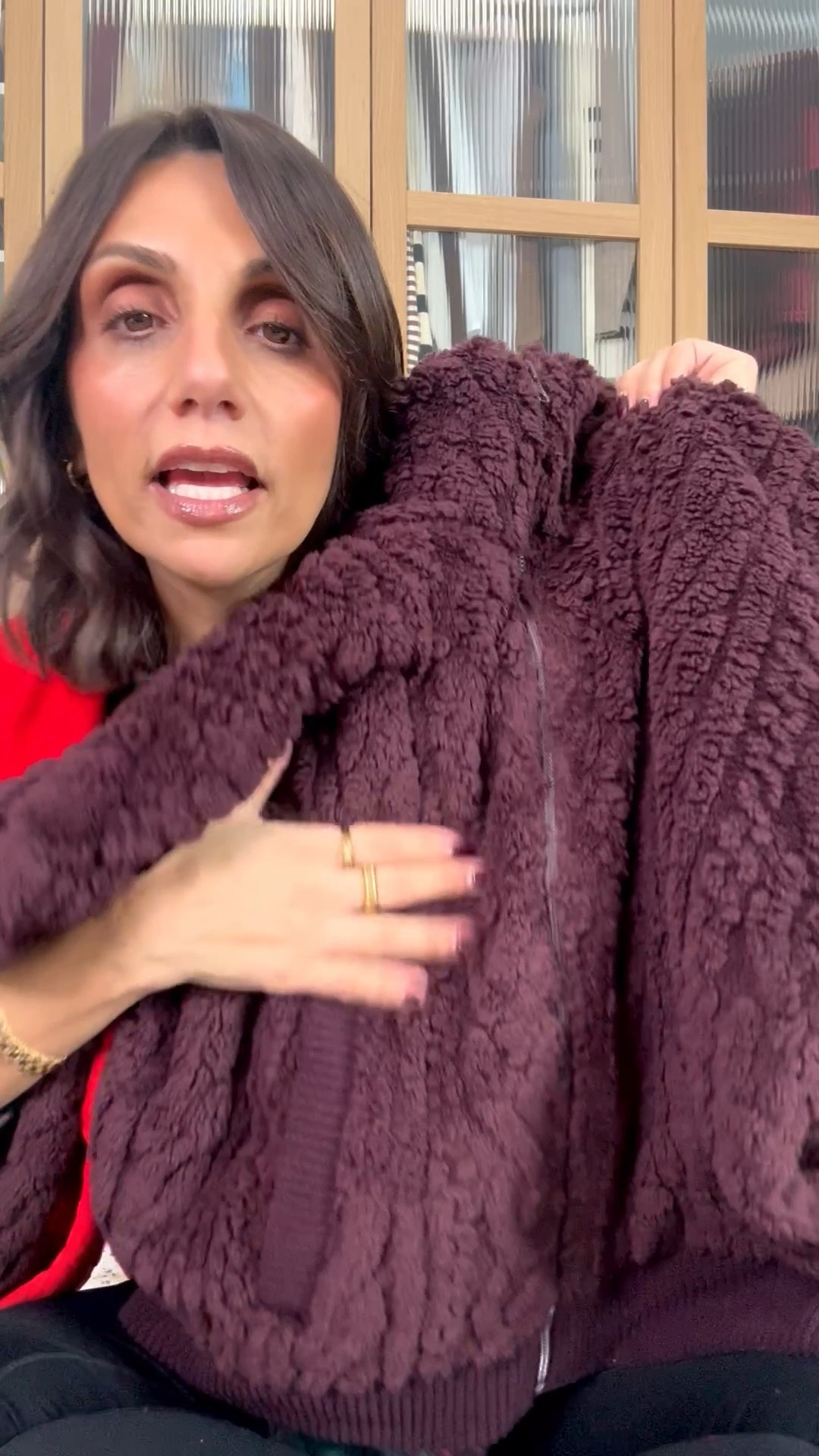 American Eagle Sherpa jacket so soft 
Great teen gift 

#LTKHoliday #LTKSaleAlert #LTKGiftGuide