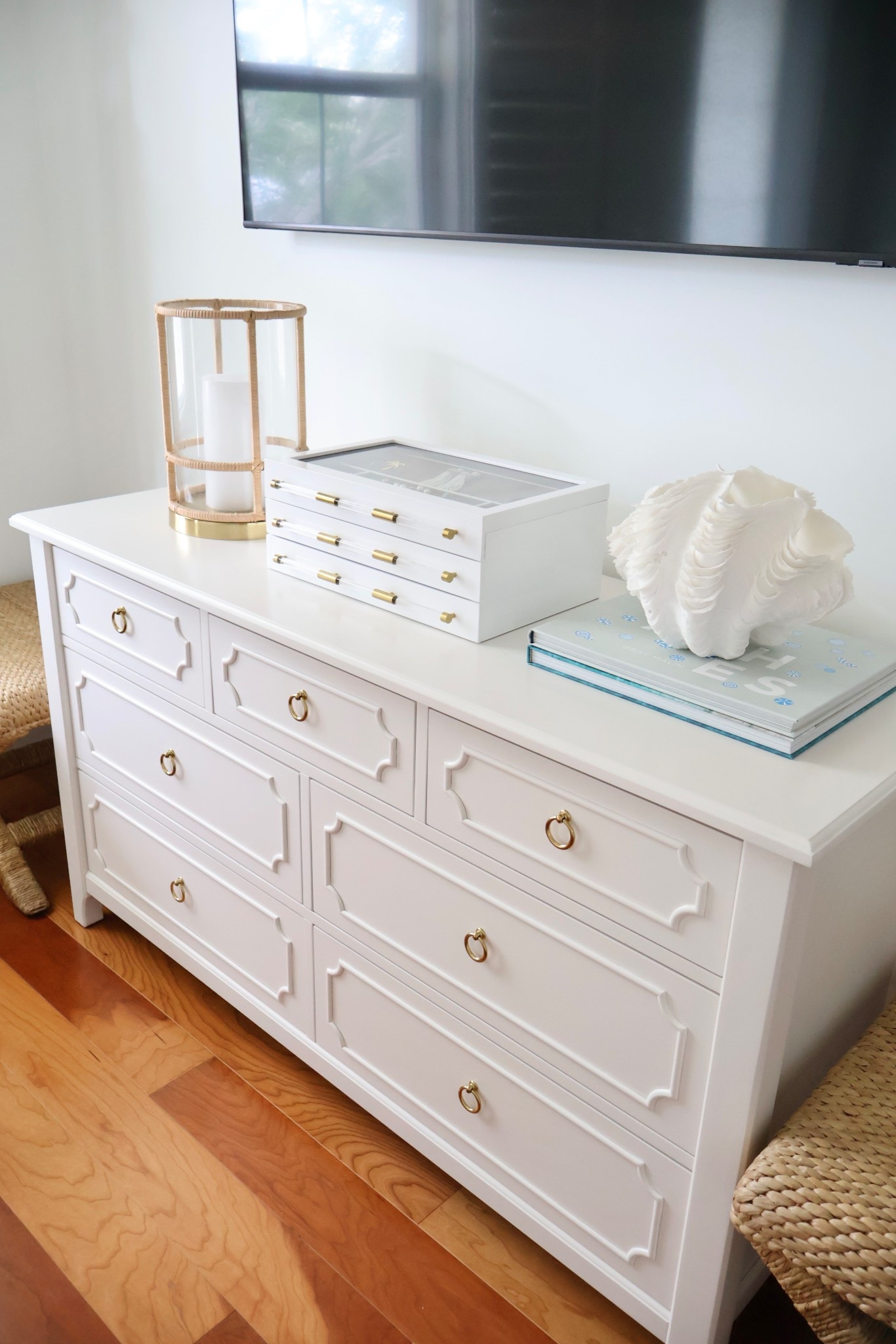 Coastal White Bedroom Dresser and Decor Inspo! 

Pottery Barn Dresser, Bedroom Suite, Palecek Stools, Shelf Styling, Home Refresh, Rattan Decor, Coastal Bedroom, White Jewelry Box

#LTKHome #LTKStyleTip