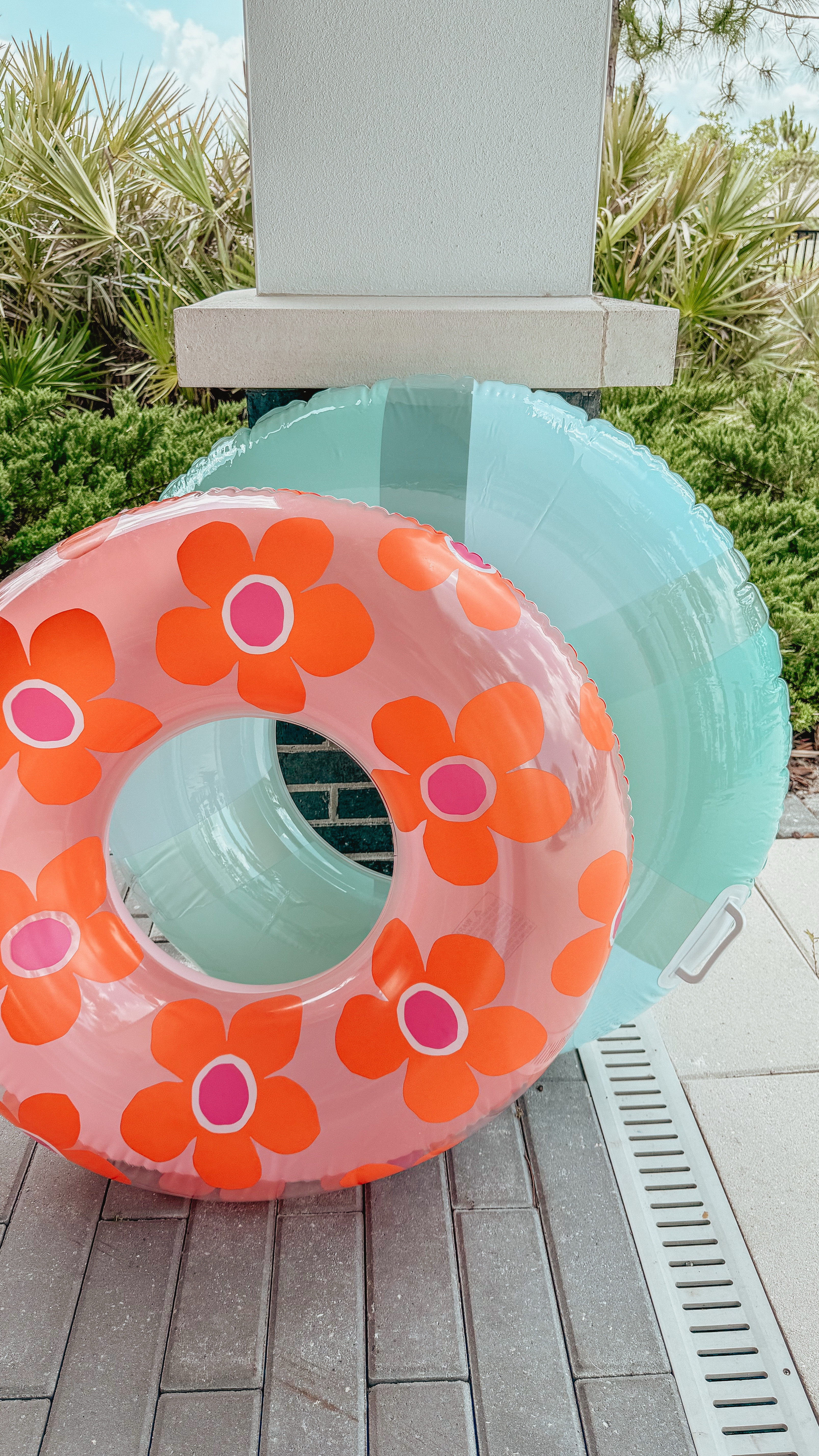 Love this summer gadget portable pool pump! Comes in handy to blow up any pool float & you can always deflate it too! 

#summer #summerfinds #poolmusthaves #poolfloat #amazon #amazonfinds #beach #portablepoolpump

#LTKSeasonal #LTKKids #LTKSummerEdit