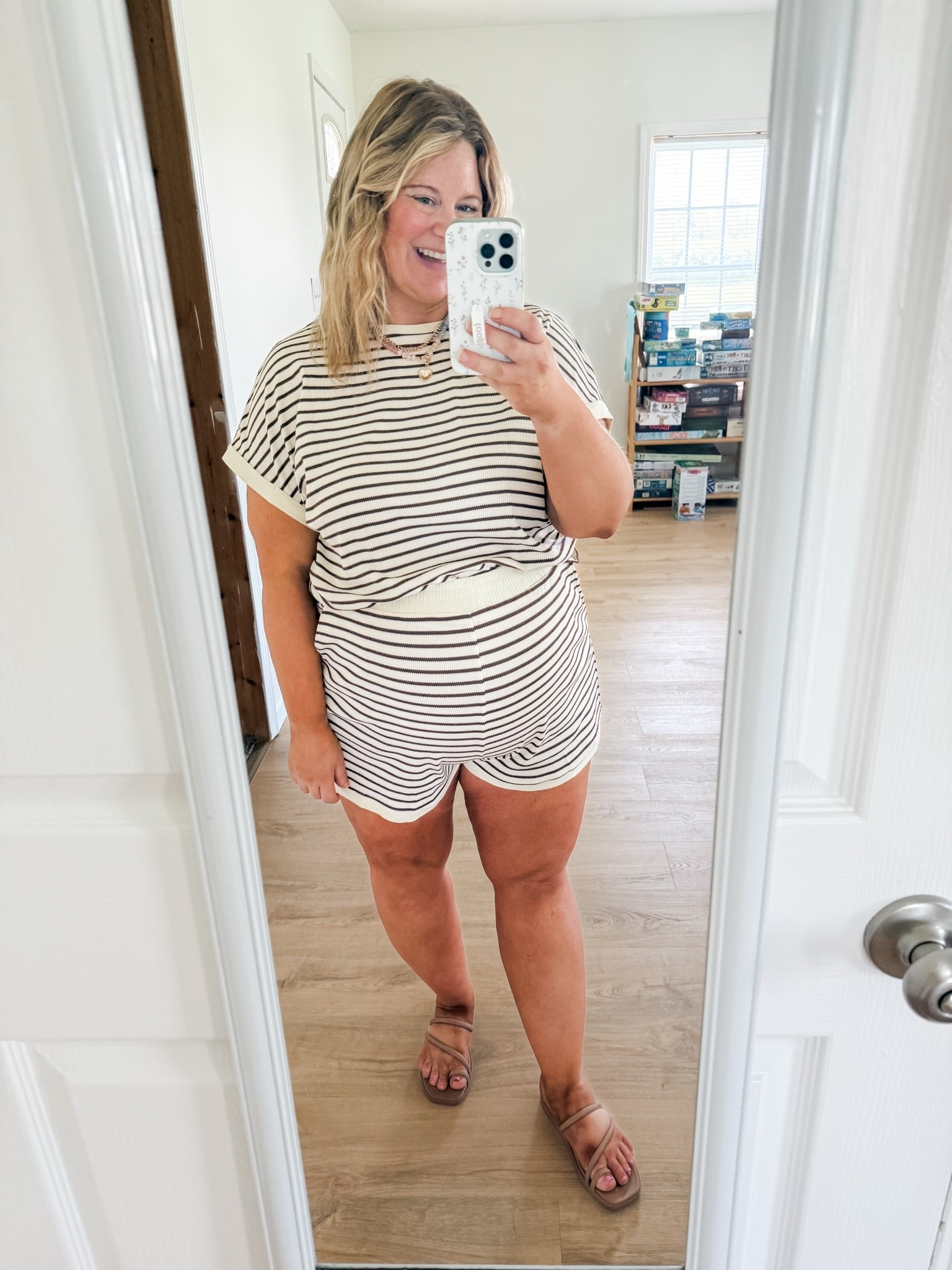 Wearing an XXL in my matching set - perfect for pregnancy and postpartum

#LTKBump #LTKMidsize #LTKSeasonal