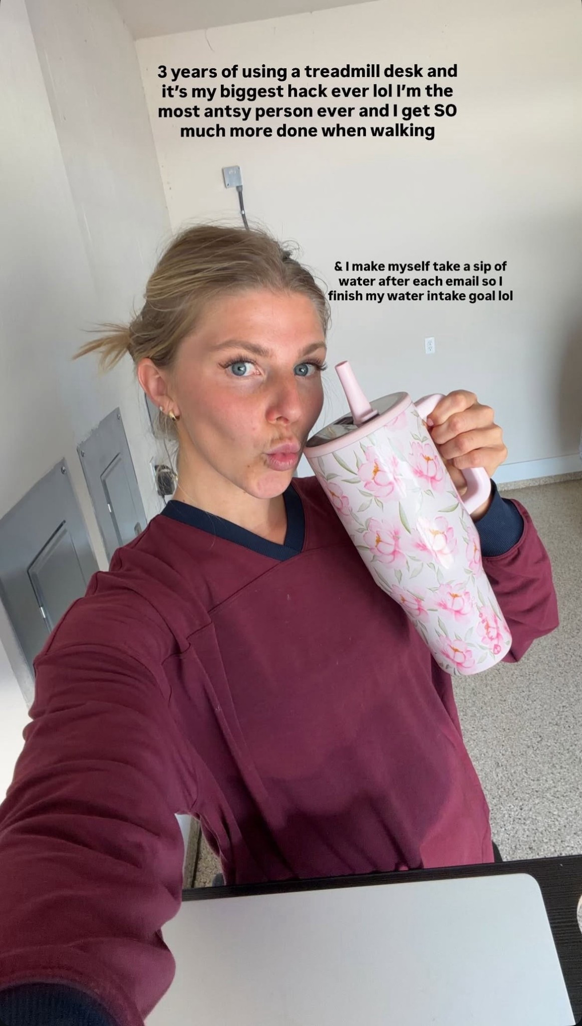 My treadmill desk, hydrojug, and @lululemon shirt!

#LTKootd #LTKActive #LTKfitnessgoals