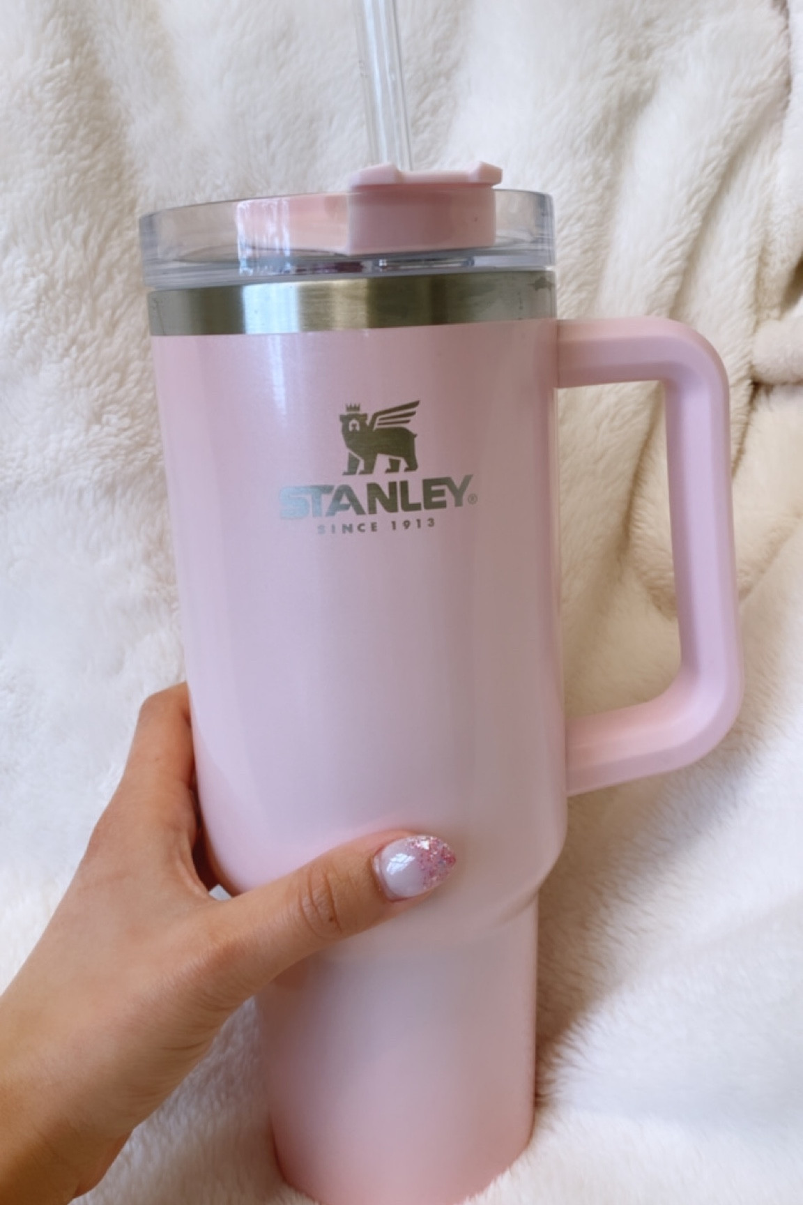 My new favorite color 💕 pink pearlescent! Only a few left of the white and champagne ombré pearlescents! 

#LTKFind #LTKunder50 #LTKunder100