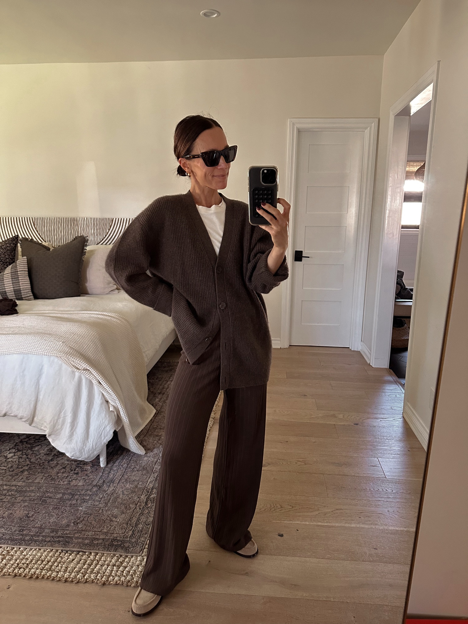 Tonal brown for fall
Outfit from November’s capsule wardrobe 
Pants (Xs) I’m between 5’1 and 5’2 and wearing these very high waisted… with shoes they fit the ground 
Cardigan is naturally oversized, for this fit take your regular size 
Loafers run tts 

#LTKOver40