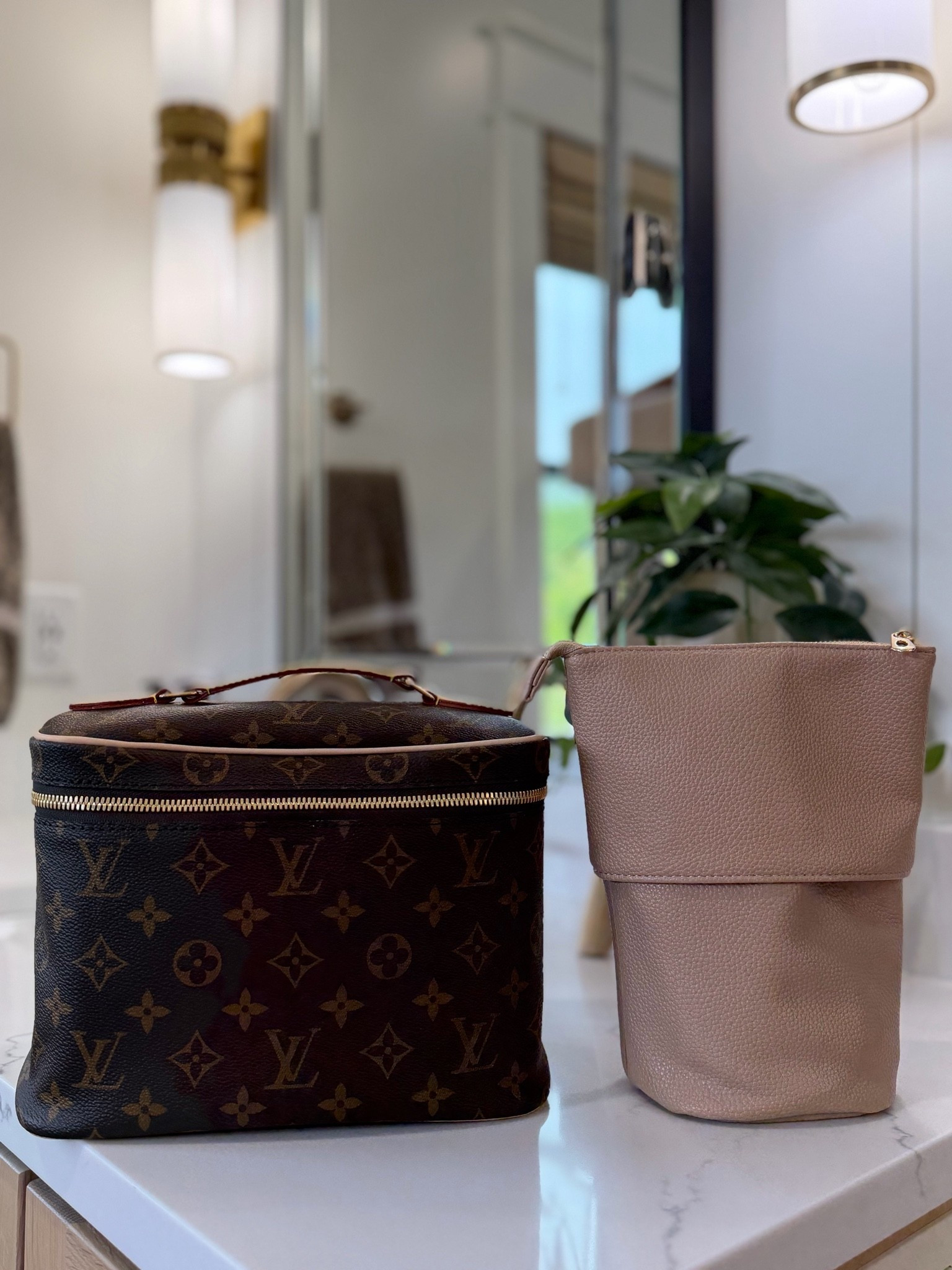 Travel bag | makeup brush storage bag

#LTKselfcare #LTKootd #LTKBeauty