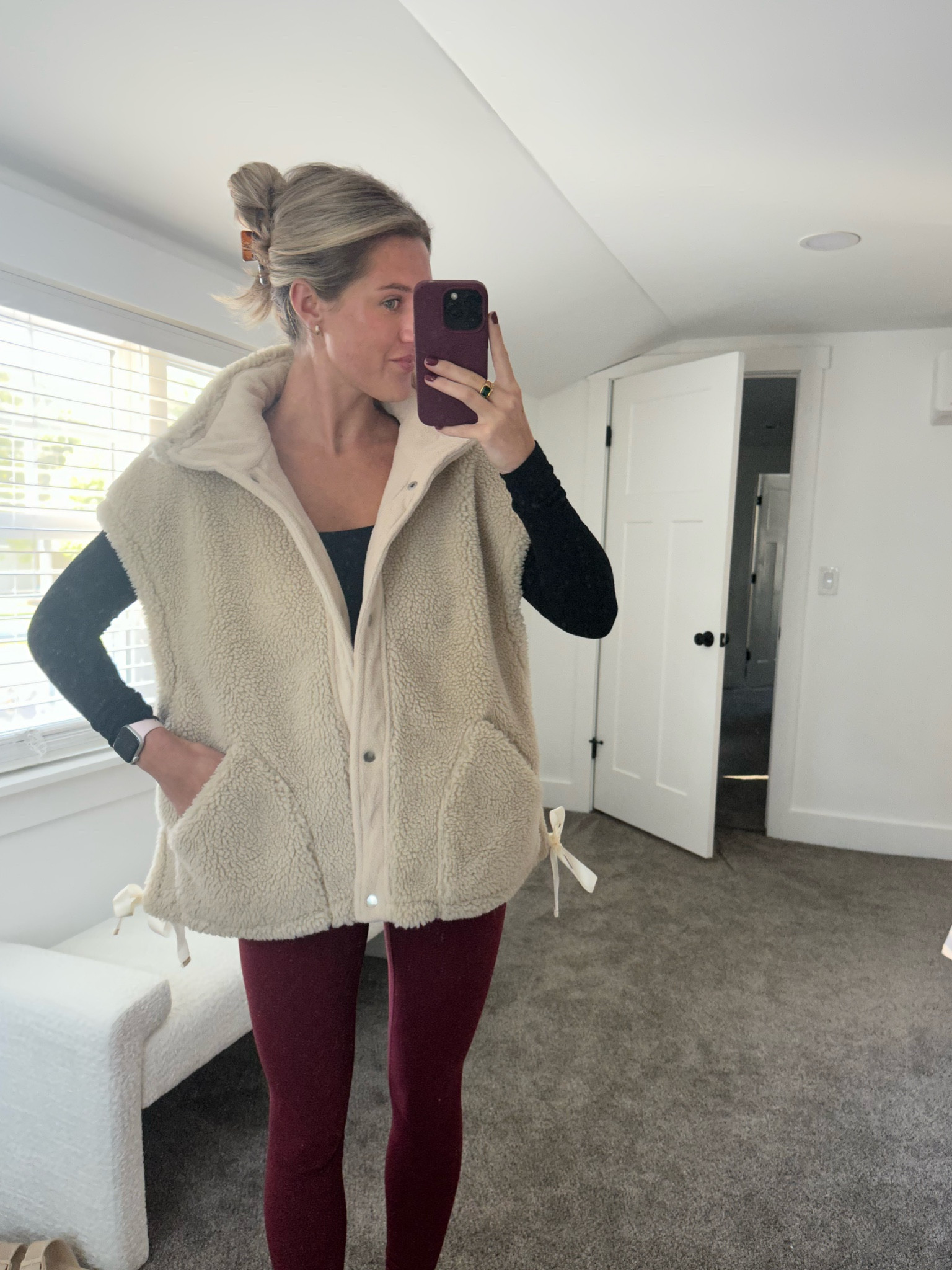 Amazon Fleece Vest - affordable version of the Free People Sherpa vest!!

Vest for Fall 🤎

#amazon #amazonfashion #amazonfallfinds #amazonfallfashion #fallstyle #quiltedjacket #jacket #coat #fallfashion #falloutfit #maxiskirt #sweater #oversizedsweater #vest #sherpavest

#LTKSeasonal #LTKFindsUnder50 #LTKFallSale