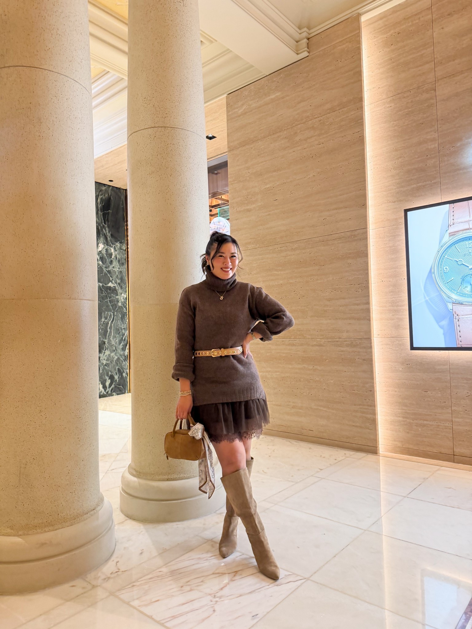 Winter dressy ootd!
Sweater dress and skirt set: Medium 