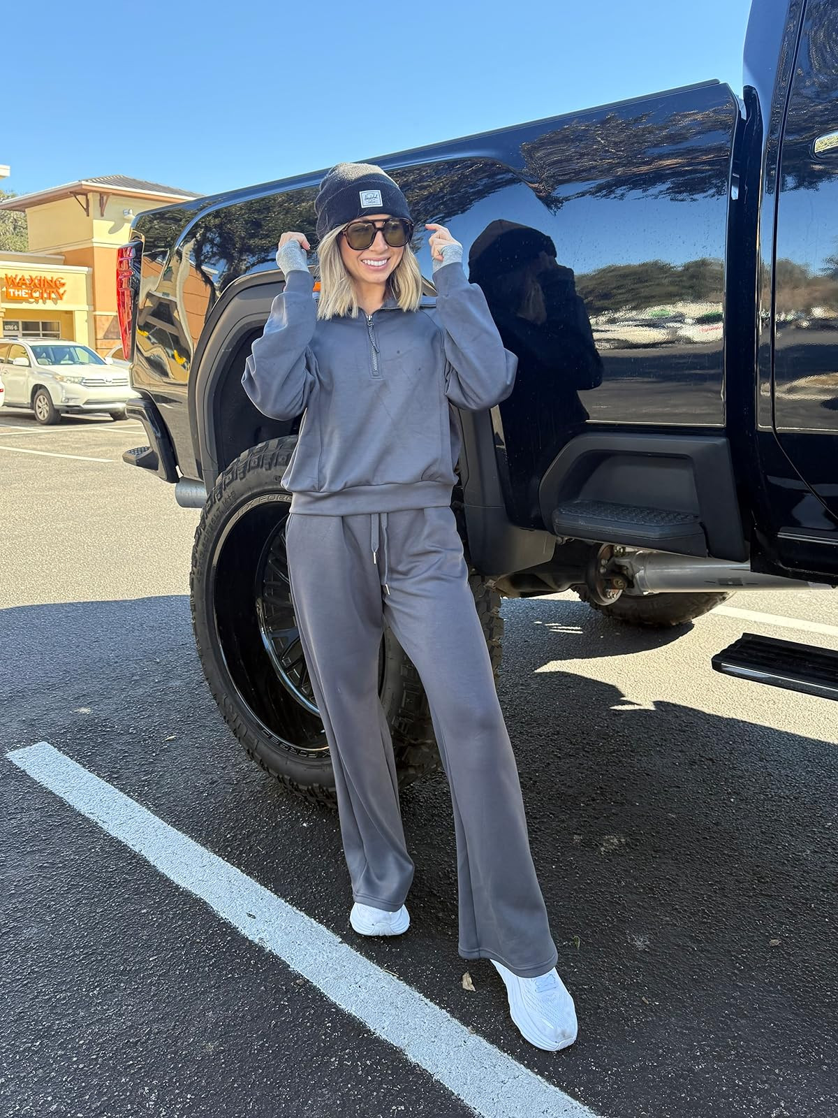 SUUKSESS Women 2 Piece Lounge Matching Set Wide Leg Sweatpant Half Zip Sweatshirt | Amazon (US)