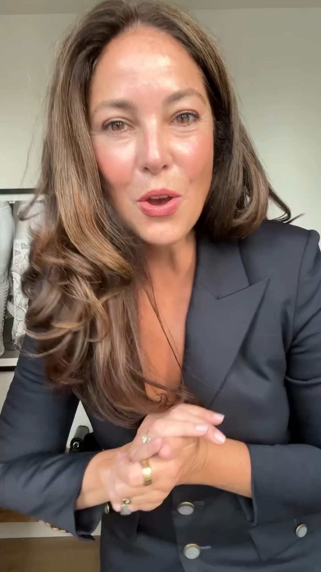 Such a fun night getting to see my daughter and go to an amazing event for @veronicabeard one of my favorite brands! Also fun fact the event was at Corner Bistro and this was one of the places my husband and I used to go to all the time when we were first dating! Best burger…

#LTKMidsize #LTKOver40 #LTKStyleTip