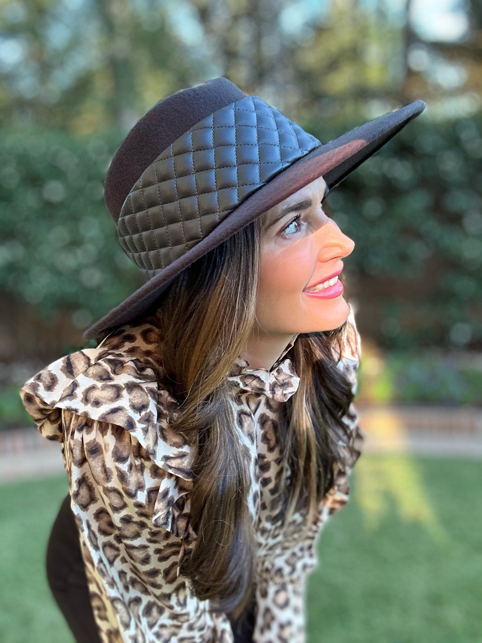 
This cooler weather is welcome right now here in AL! Bringing fall leaves and cozy vibes along with fresh fall and winter fashion. 

Winter wardrobe update is easy with these gorgeous wool hats...a perfect way to accessorize your winter wardrobe. You'll want to wear these hats with everything!

Elegant Fall and Winter Fedoras, Cloches and Bucket hats by @ericjavits linked here! 

#ad #ericjavits #luxuryhats
#winterhats #fallhats #fedorahats
#fallfashiontrends #winterfashiontrends
#winterwardrobe #cozyvibesonly

#LTKGiftGuide #LTKStyleTip #LTKOver40