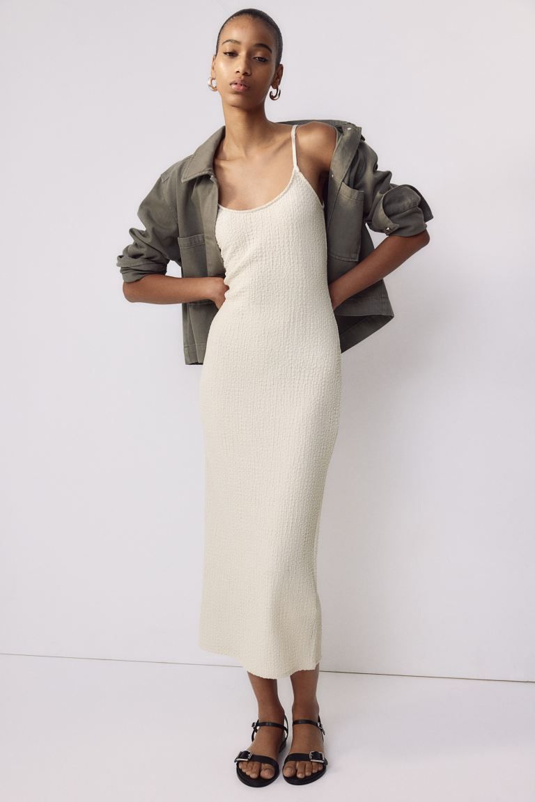 Crinkled Jersey Dress - Low-cut Neckline - Sleeveless - Light beige - Ladies | H&M US | H&M (US + CA)