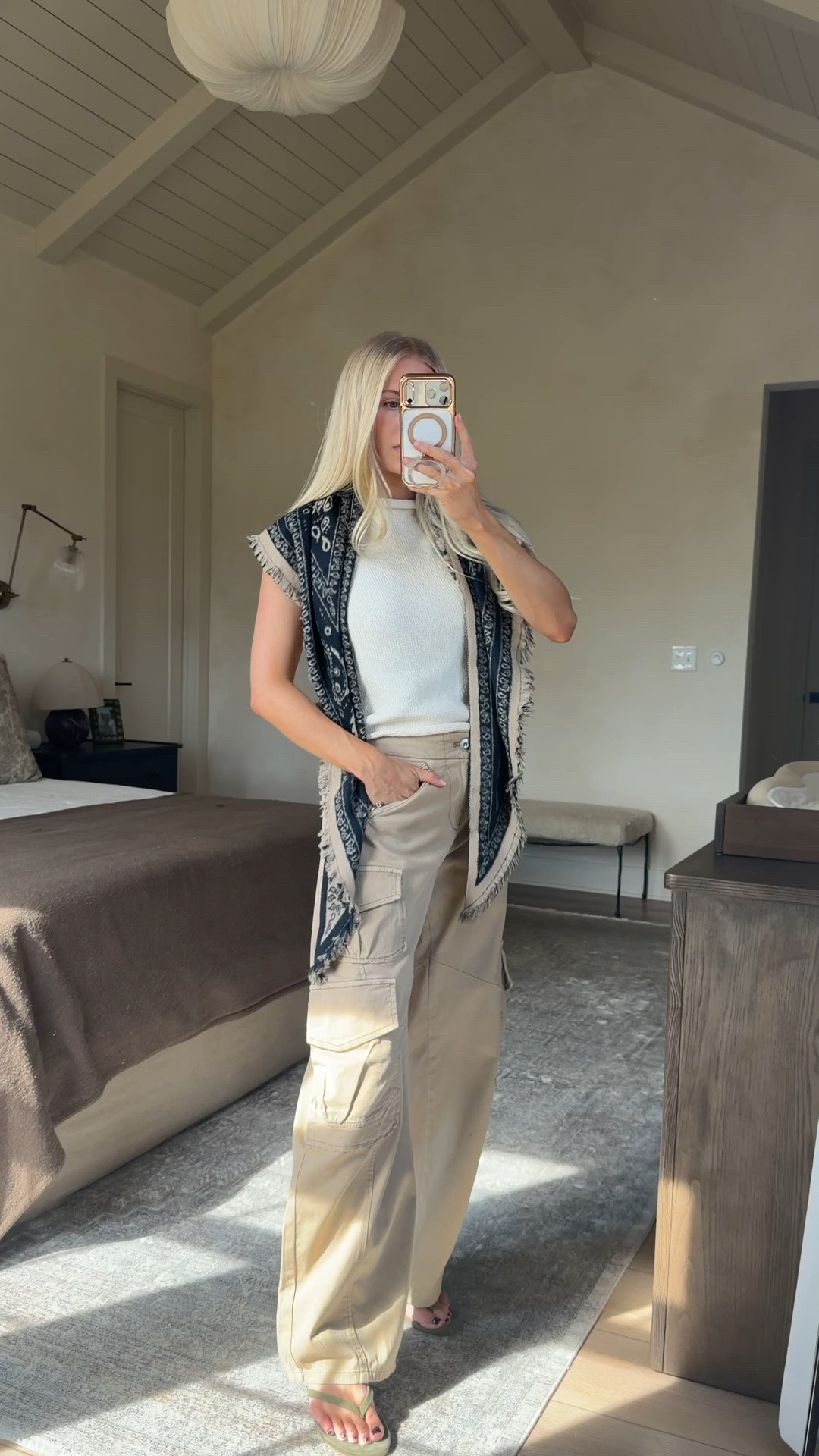 SIZE: med in top, 28 in pants (sized up for pp), shoes run tts, scarf is o/s! #kathleenpost

Fall outfit inspo, fall transition look, scarf outfit

#LTKootd #LTKSeasonal