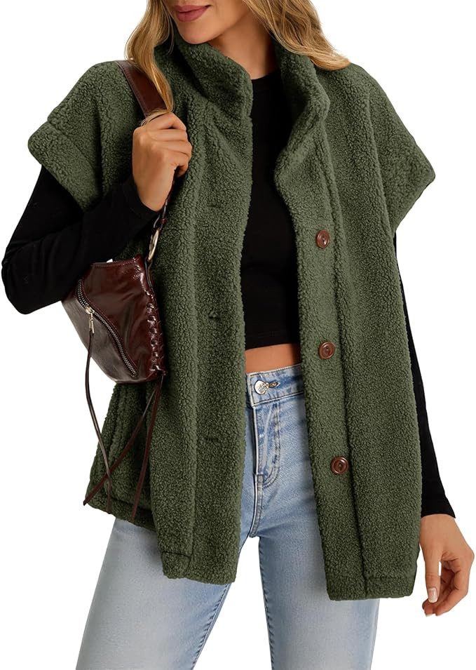 Tanakneo Womens Oversized Fleece Vest Sleeveless Fuzzy Sherpa Jacket Trendy Casual Button Down Wa... | Amazon (US)