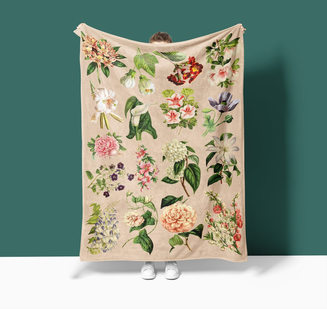 Vintage Wildflower Throw Blanket in Sand, Floral Velveteen Blanket, Vintage Floral Decor, Botanic... | Etsy (US)